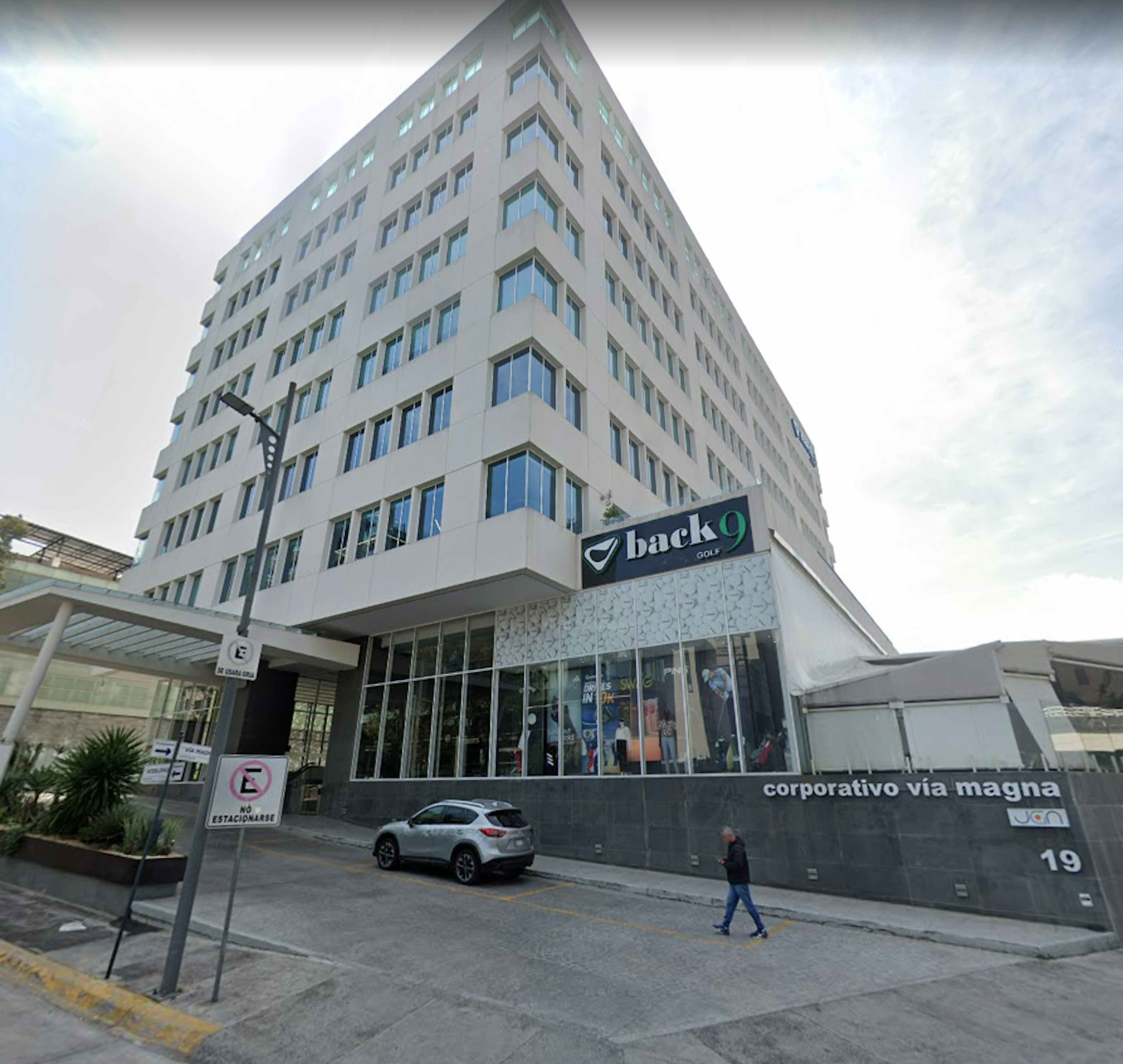 Oficinas The Pool Interlomas Piso 2