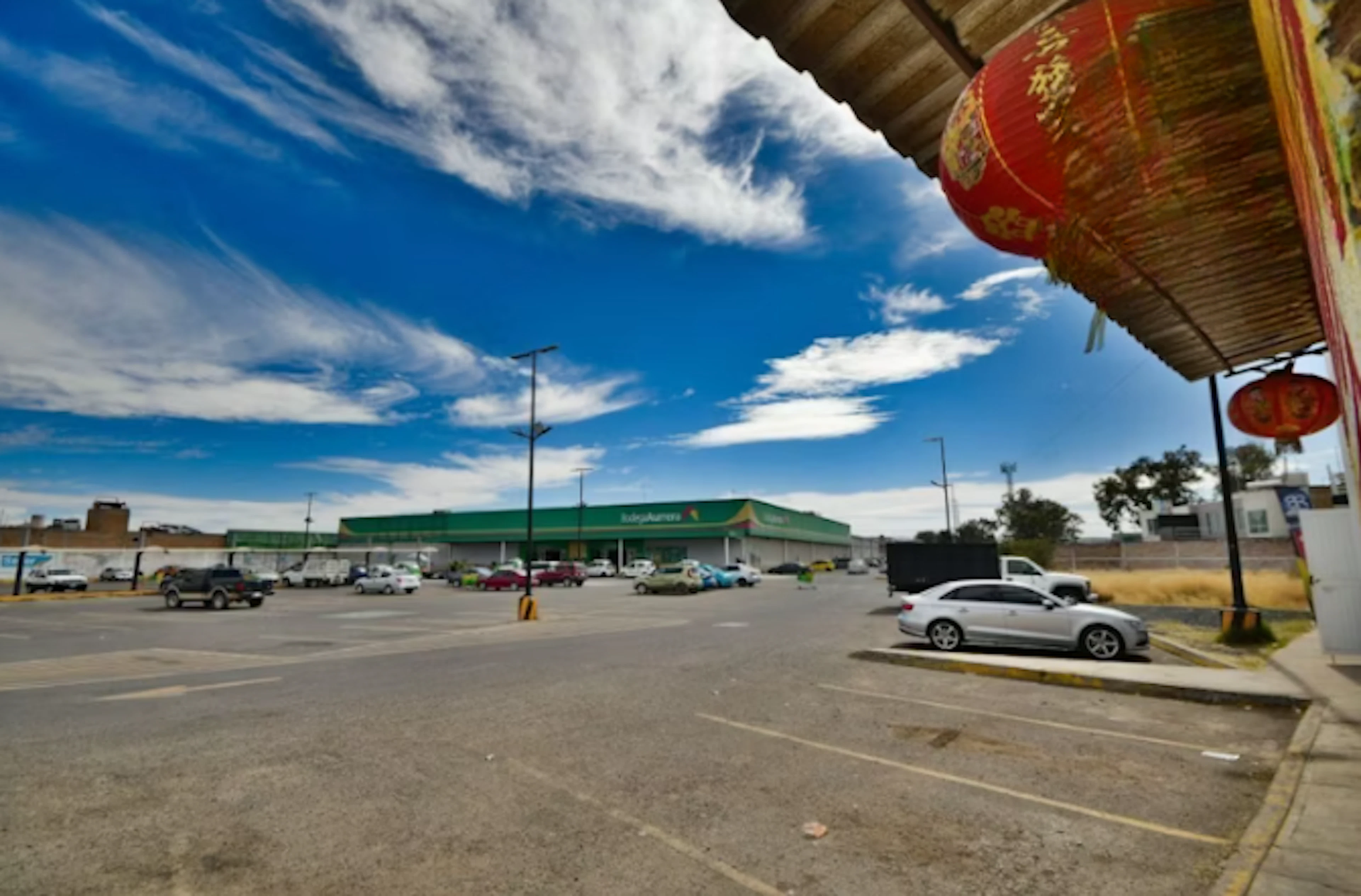 Local Comercial Spot2