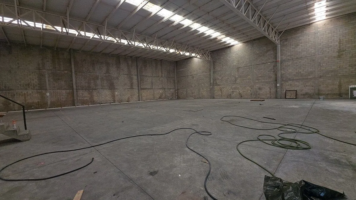 Industrial Spot2