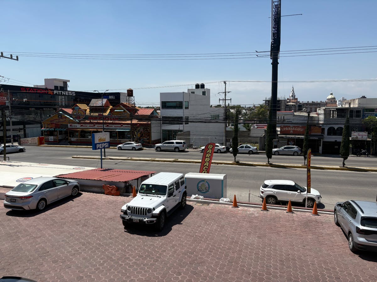 Local Comercial Spot2