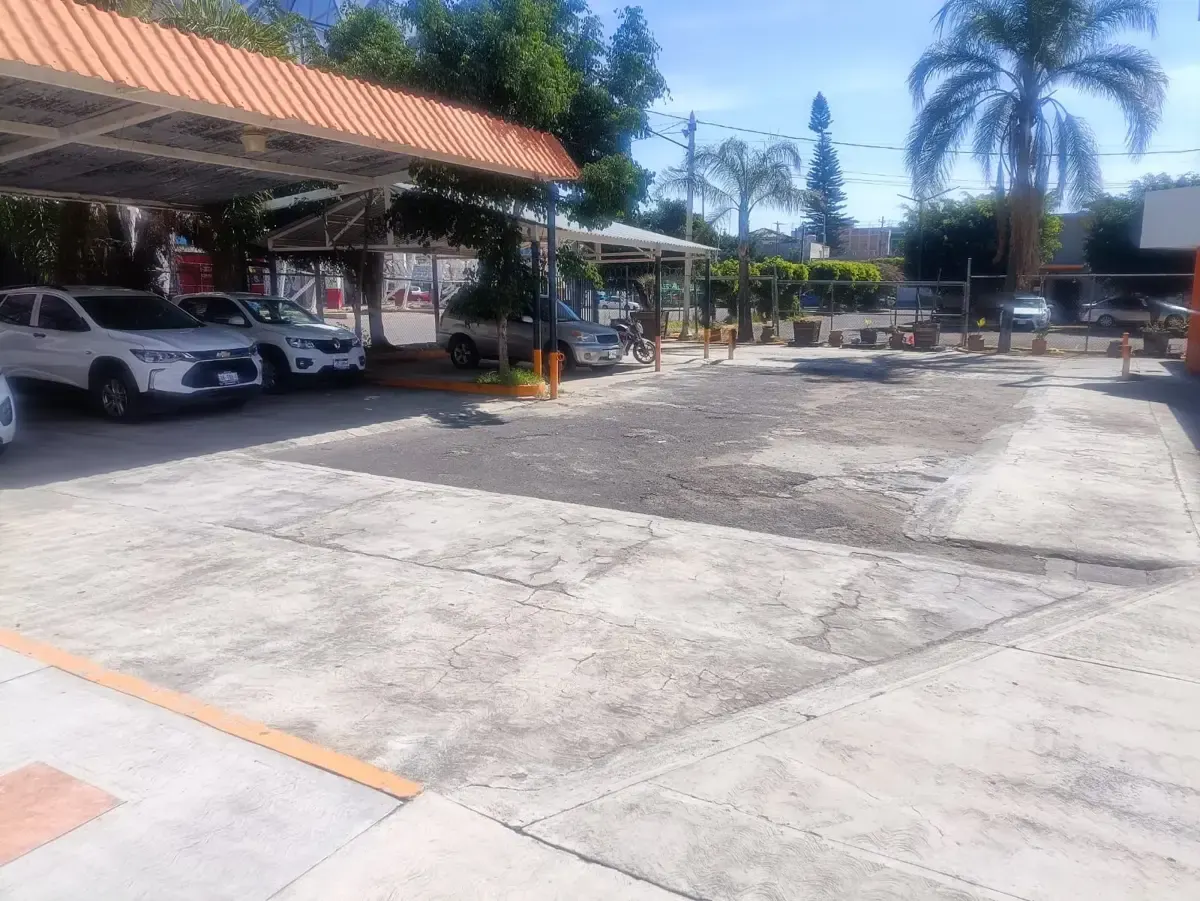 Local Comercial Spot2
