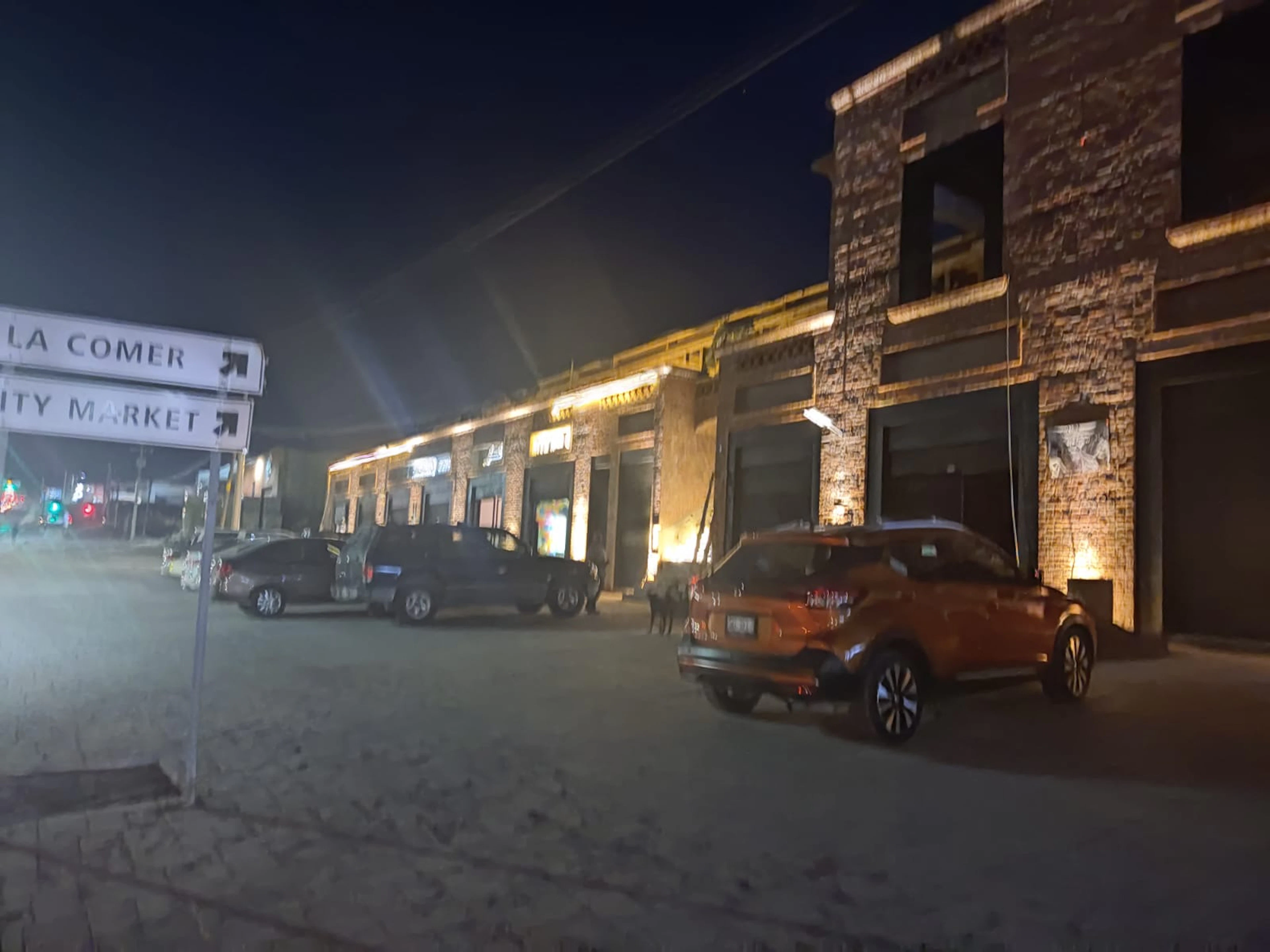 Local Comercial Spot2