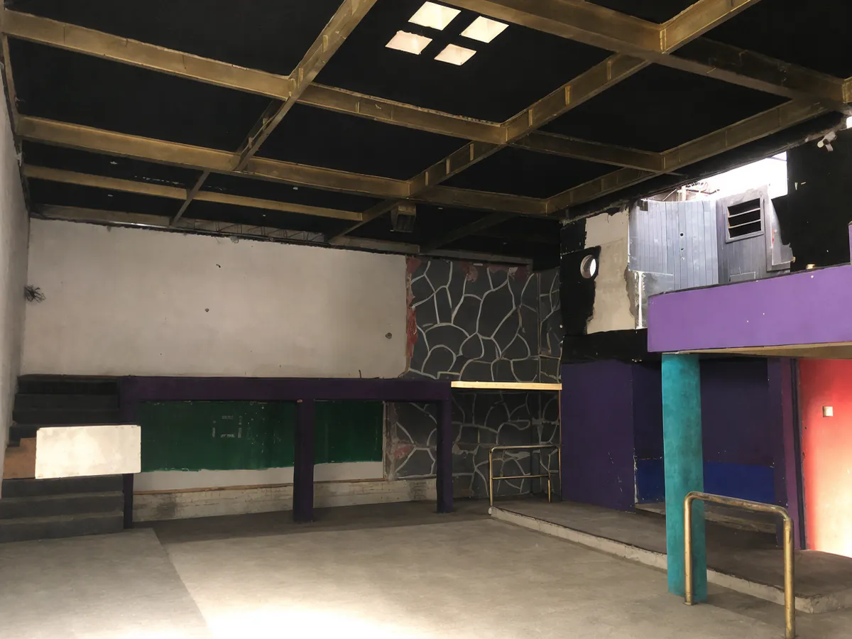 Local Comercial Spot2