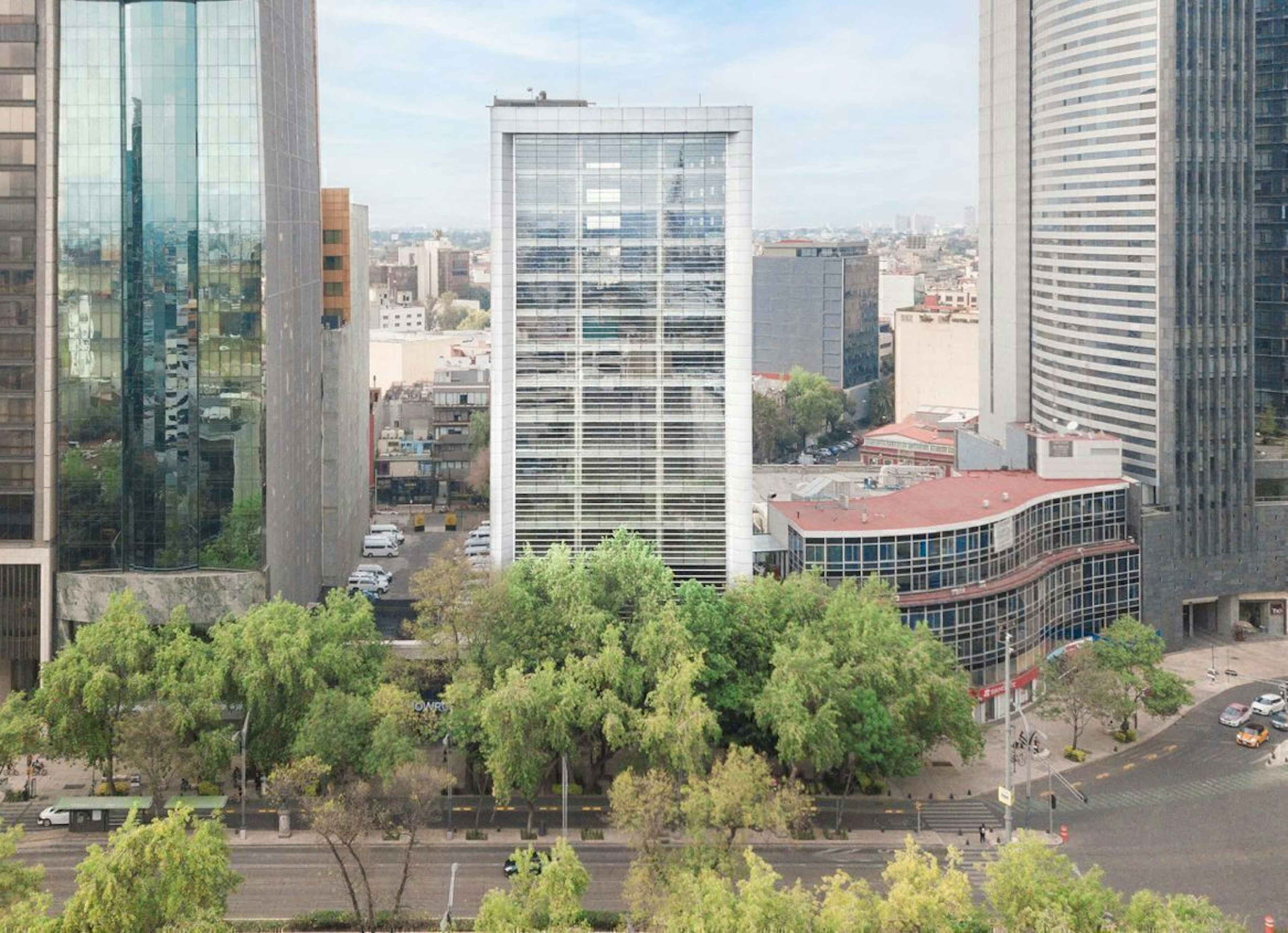 Avenida Paseo De La Reforma 99