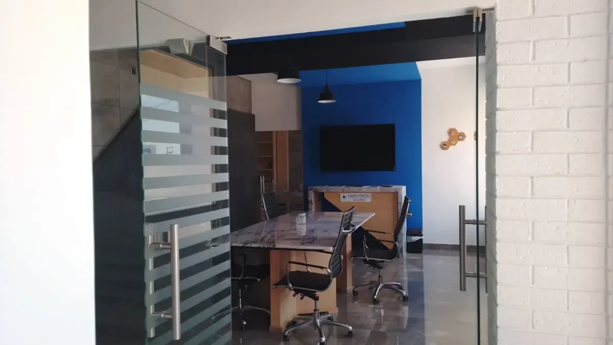 Local Comercial Spot2