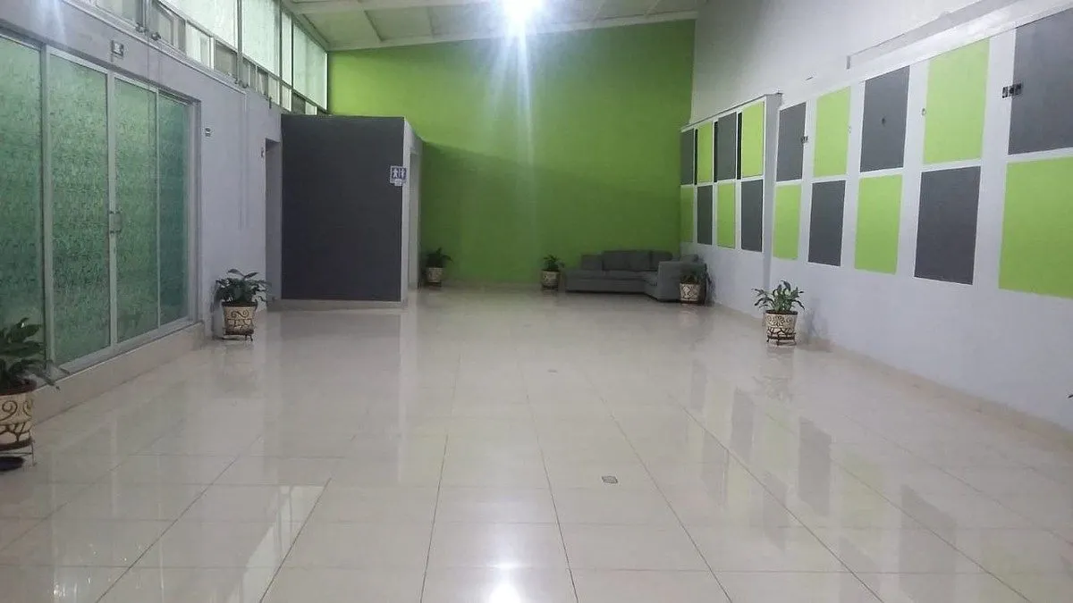 Local Comercial Spot2