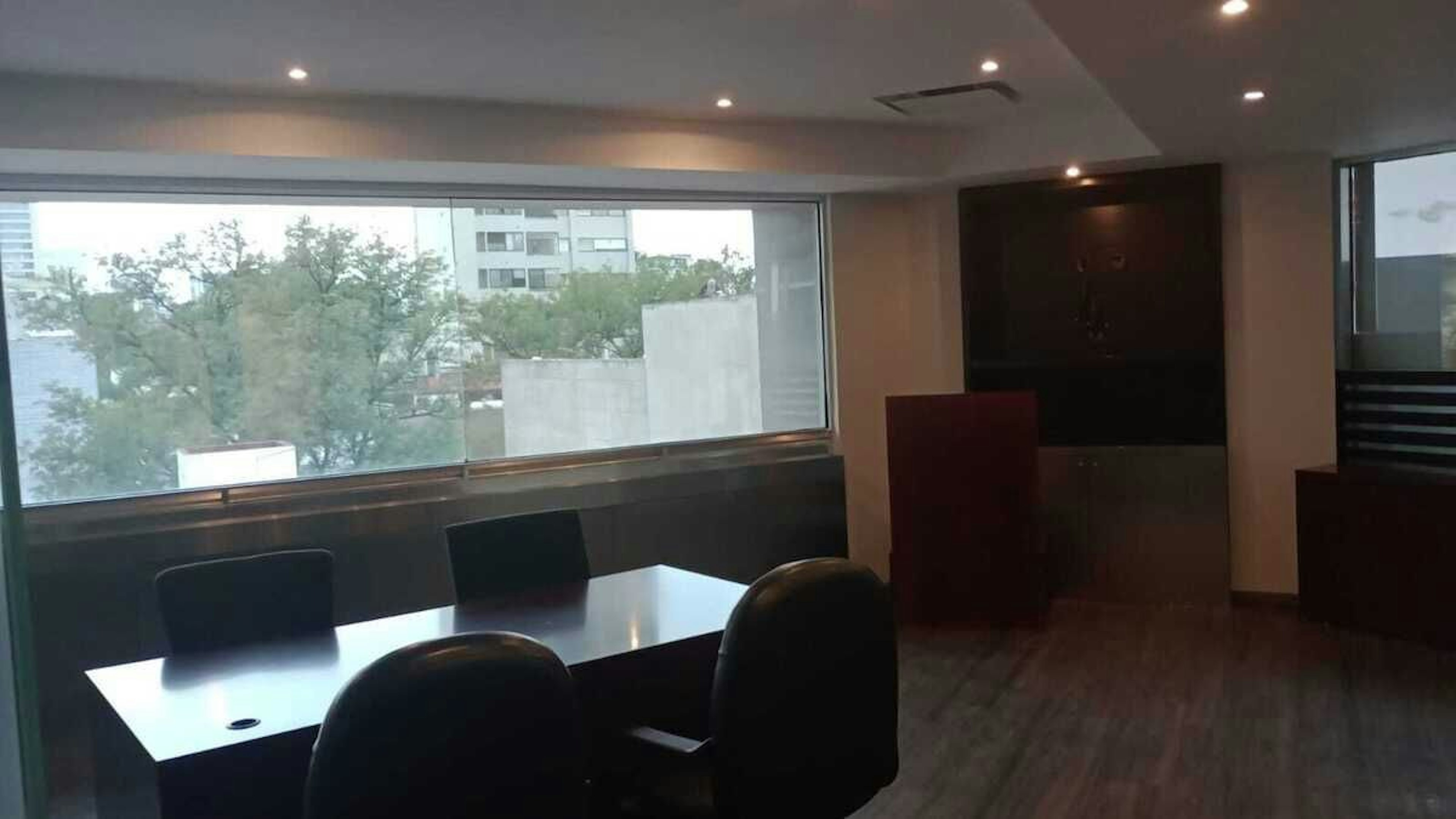 Spot image 0