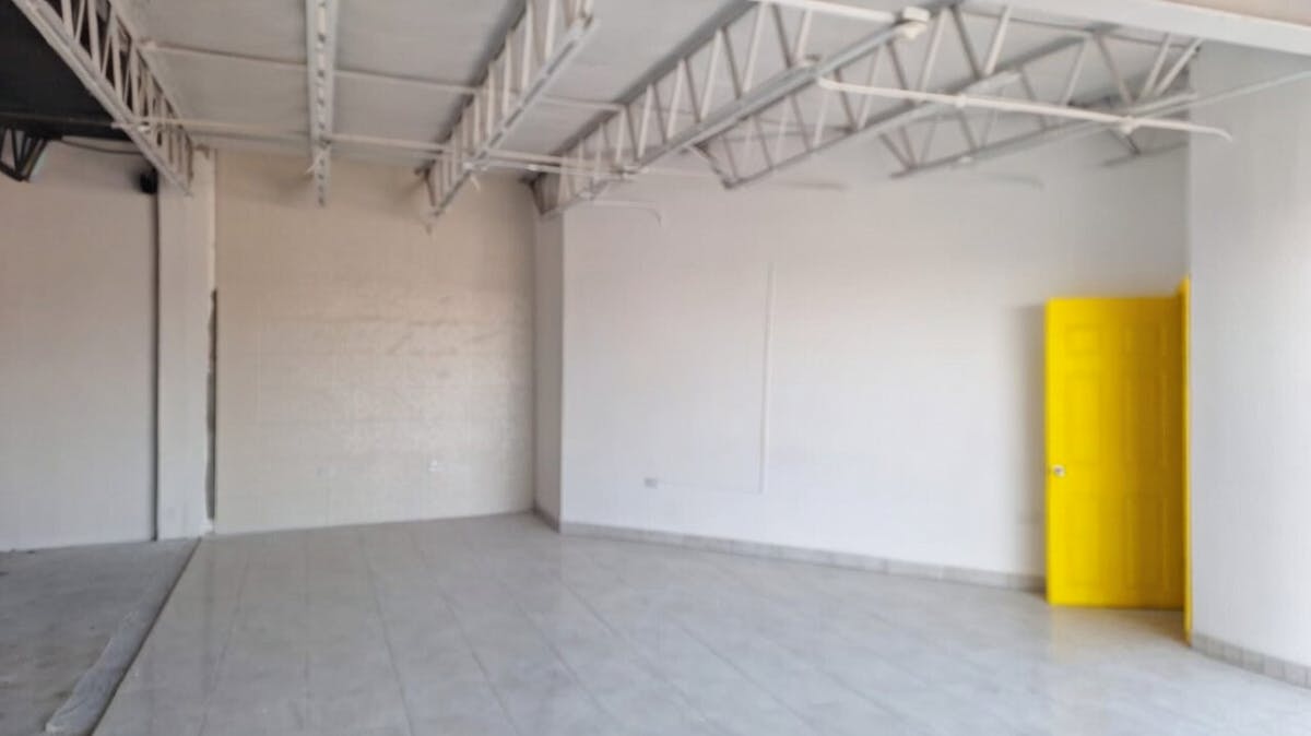 Local Comercial Spot2