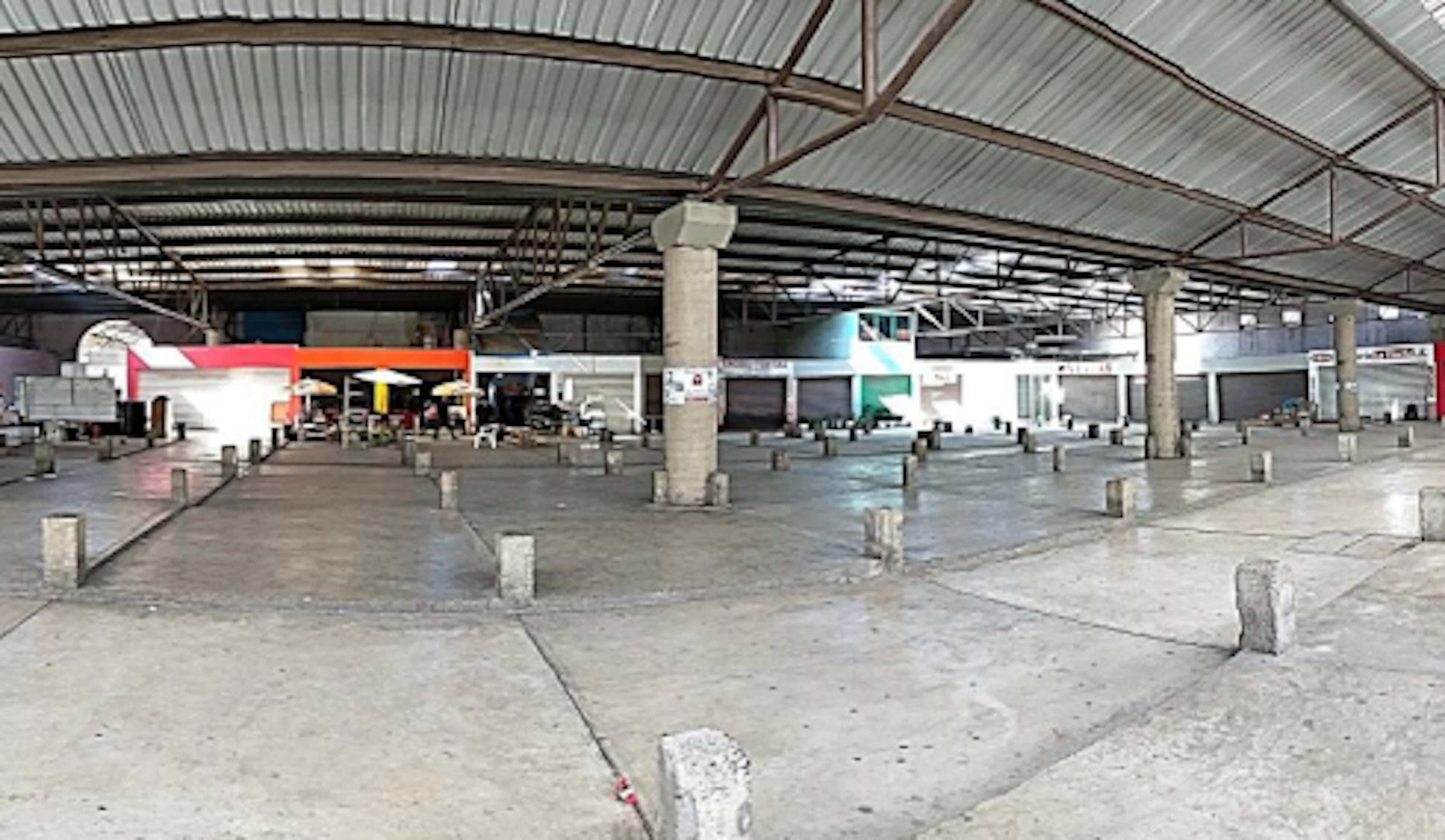 Local Comercial Spot2