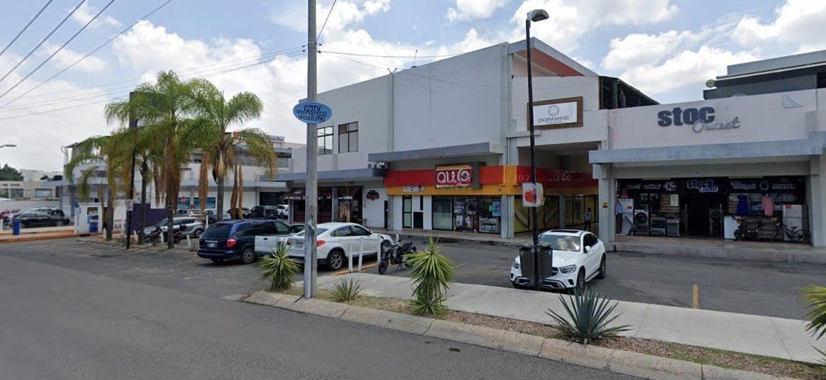 Local Comercial Spot2