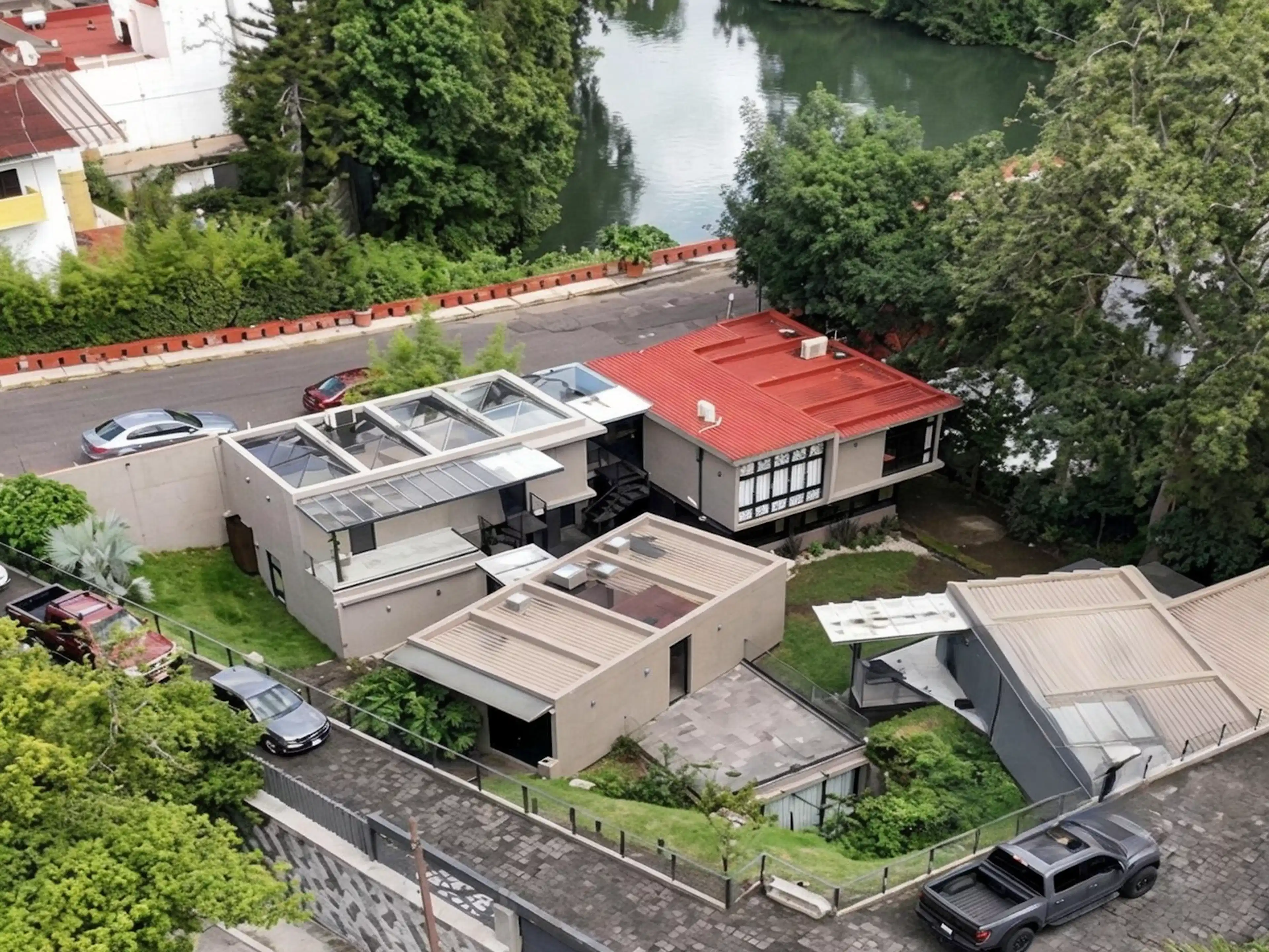 Complejo corporativo en venta – 8 oficinas climatizadas, Xalapa, Veracruz