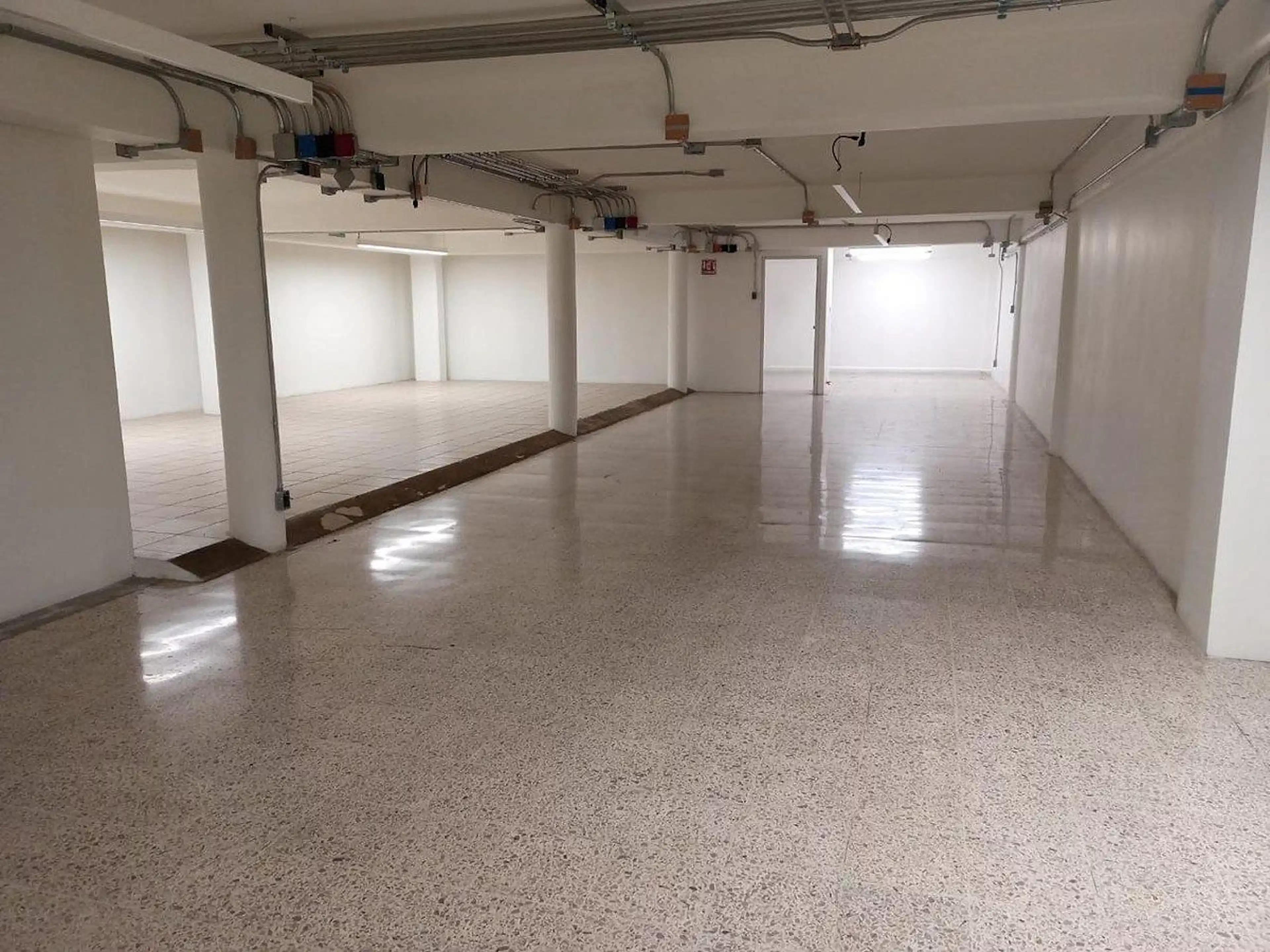 Enorme local comercial en Tlalnepantla