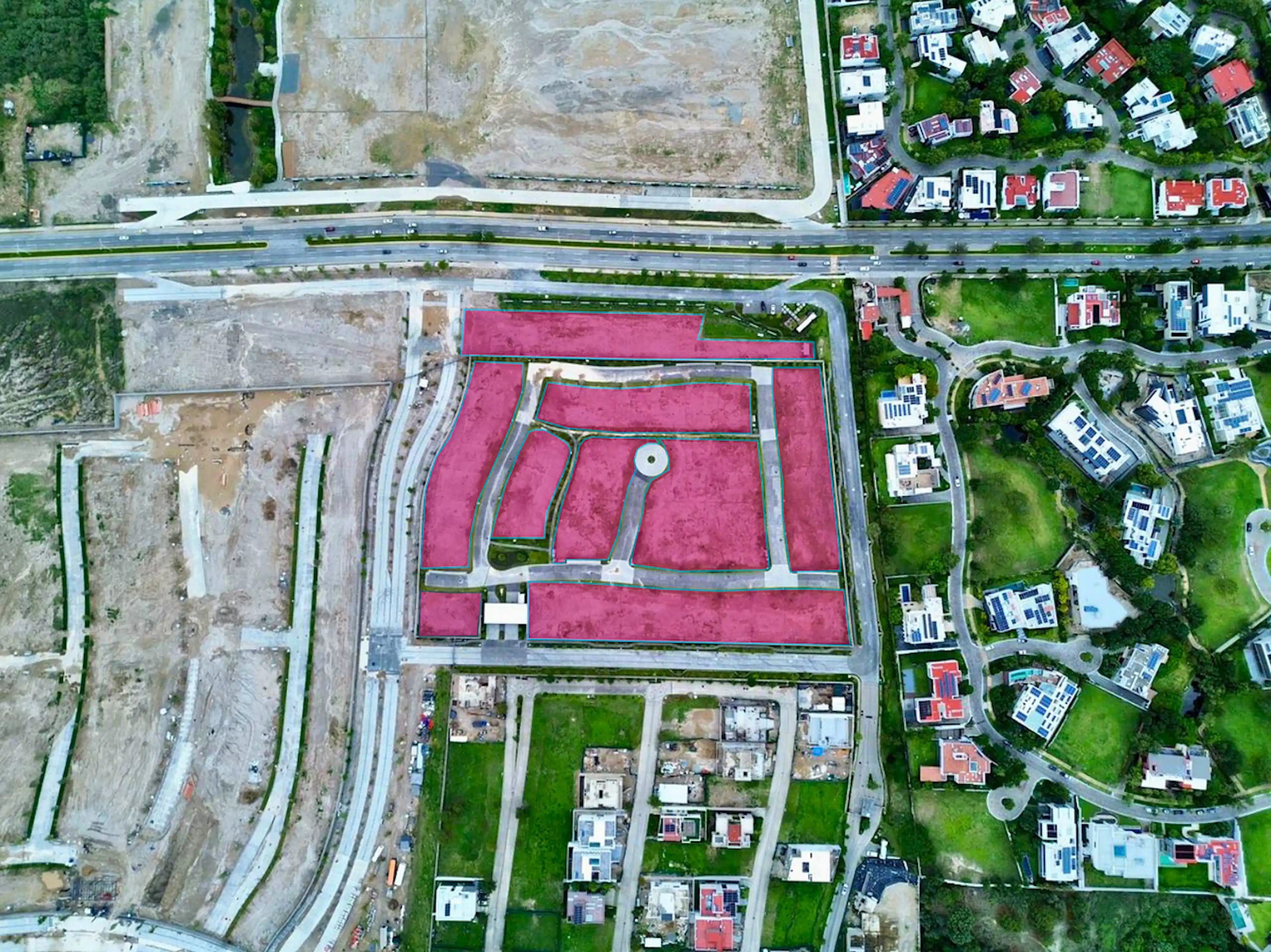 Terreno En Travessera - Av Juan Palomar Y Arias