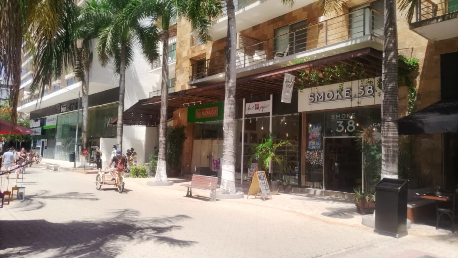 Local Comercial Spot2