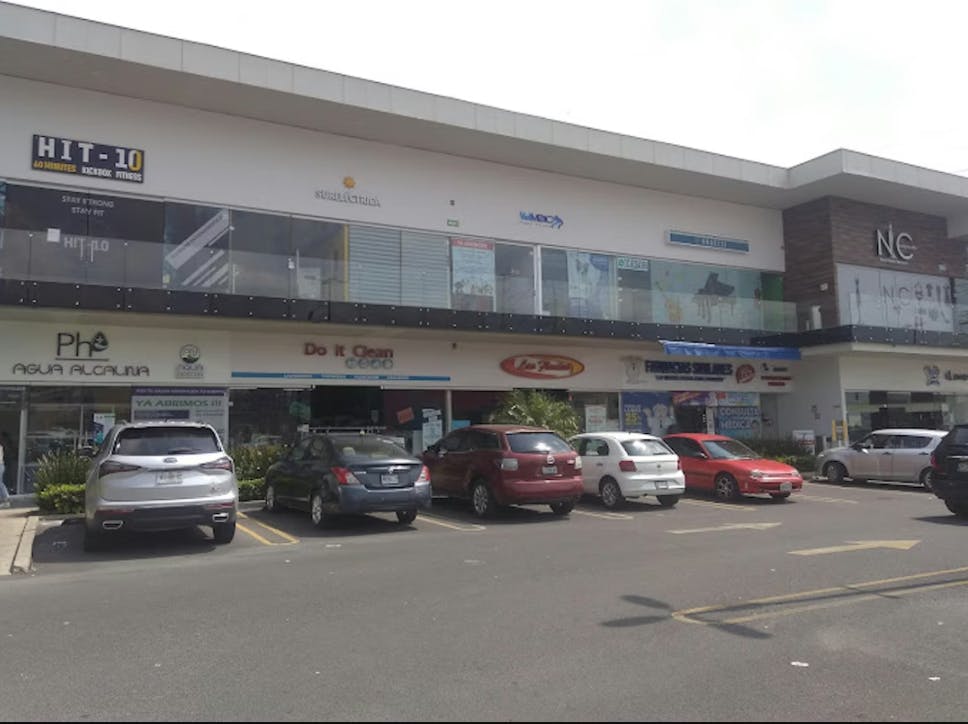 Local Comercial Spot2