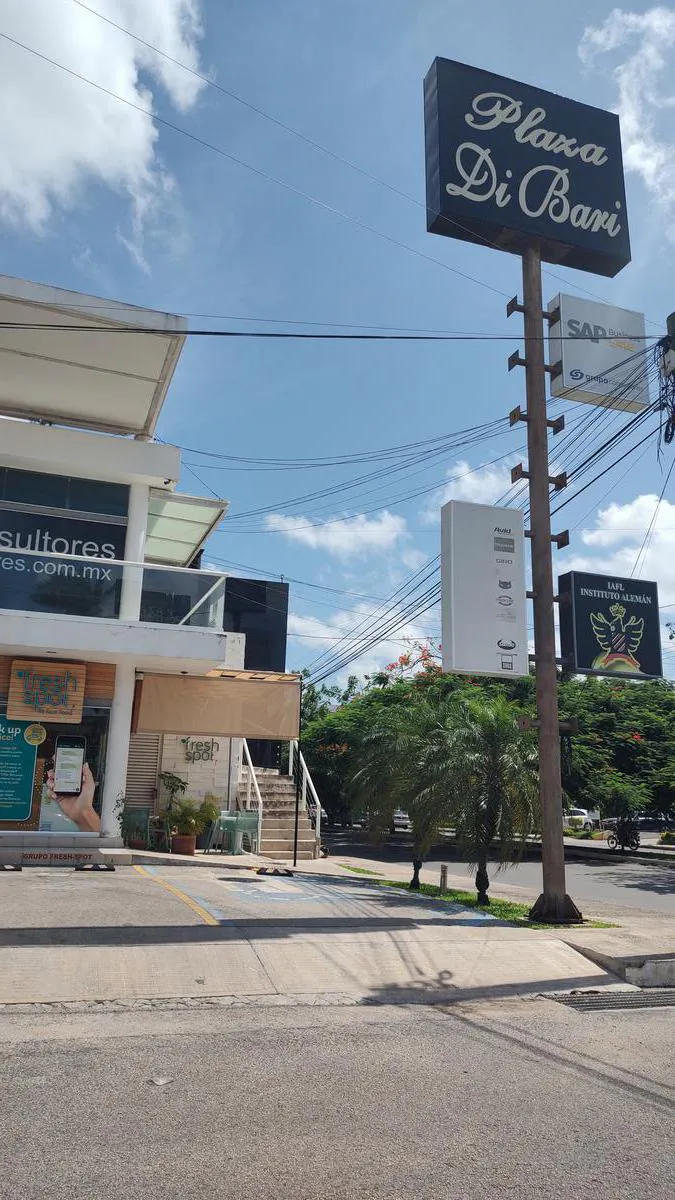 Local Comercial Spot2