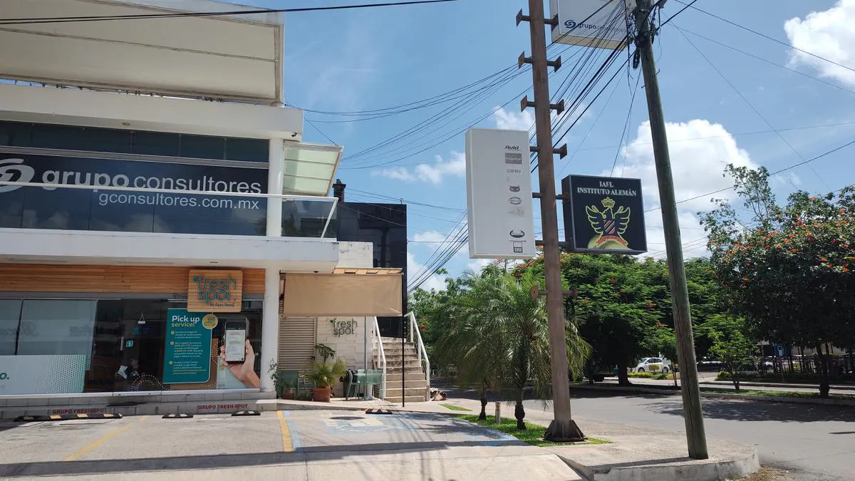 Local Comercial Spot2