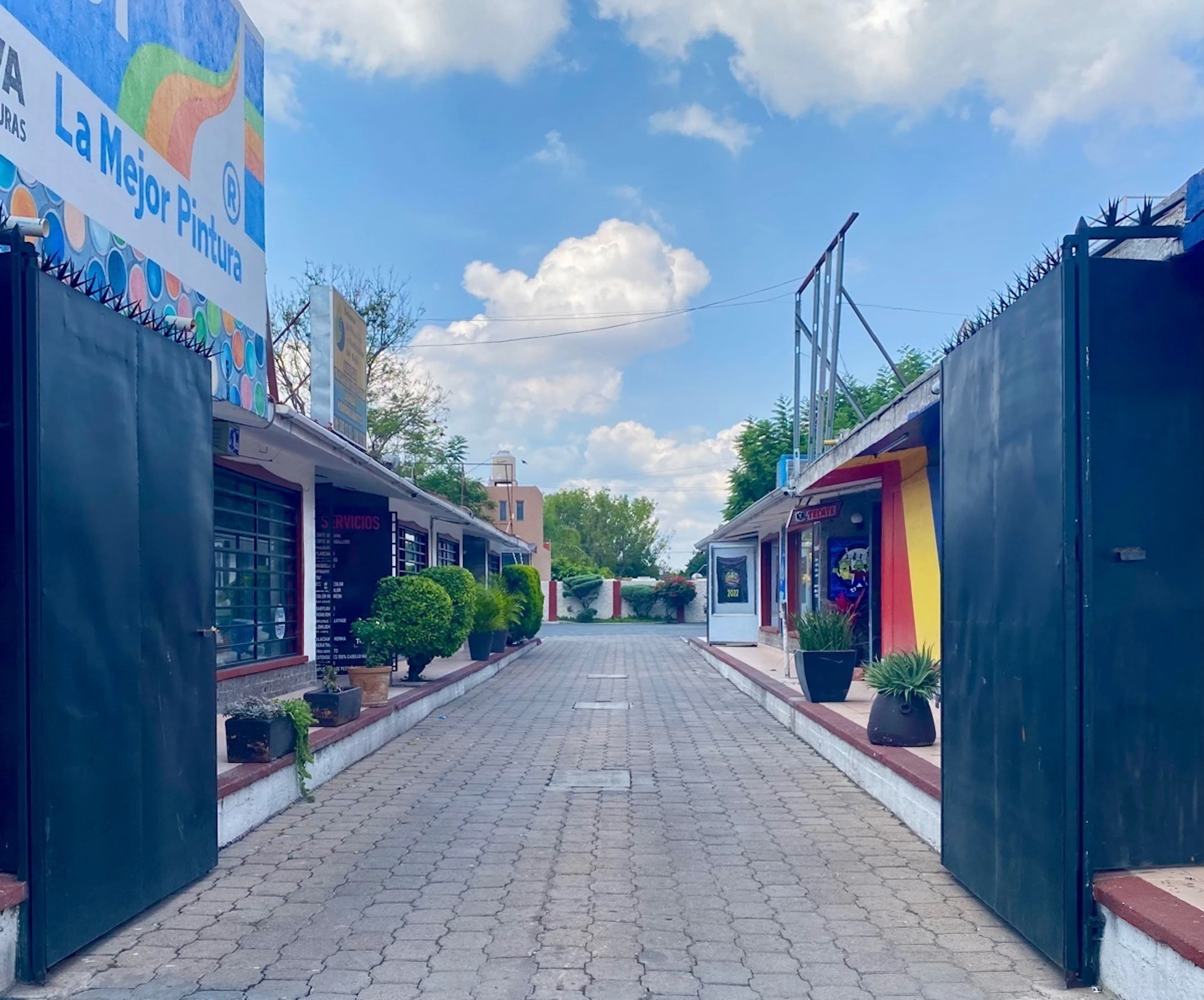 Local Comercial Spot2