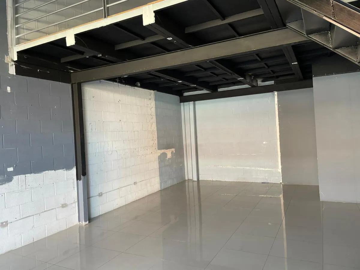 Local Comercial Spot2