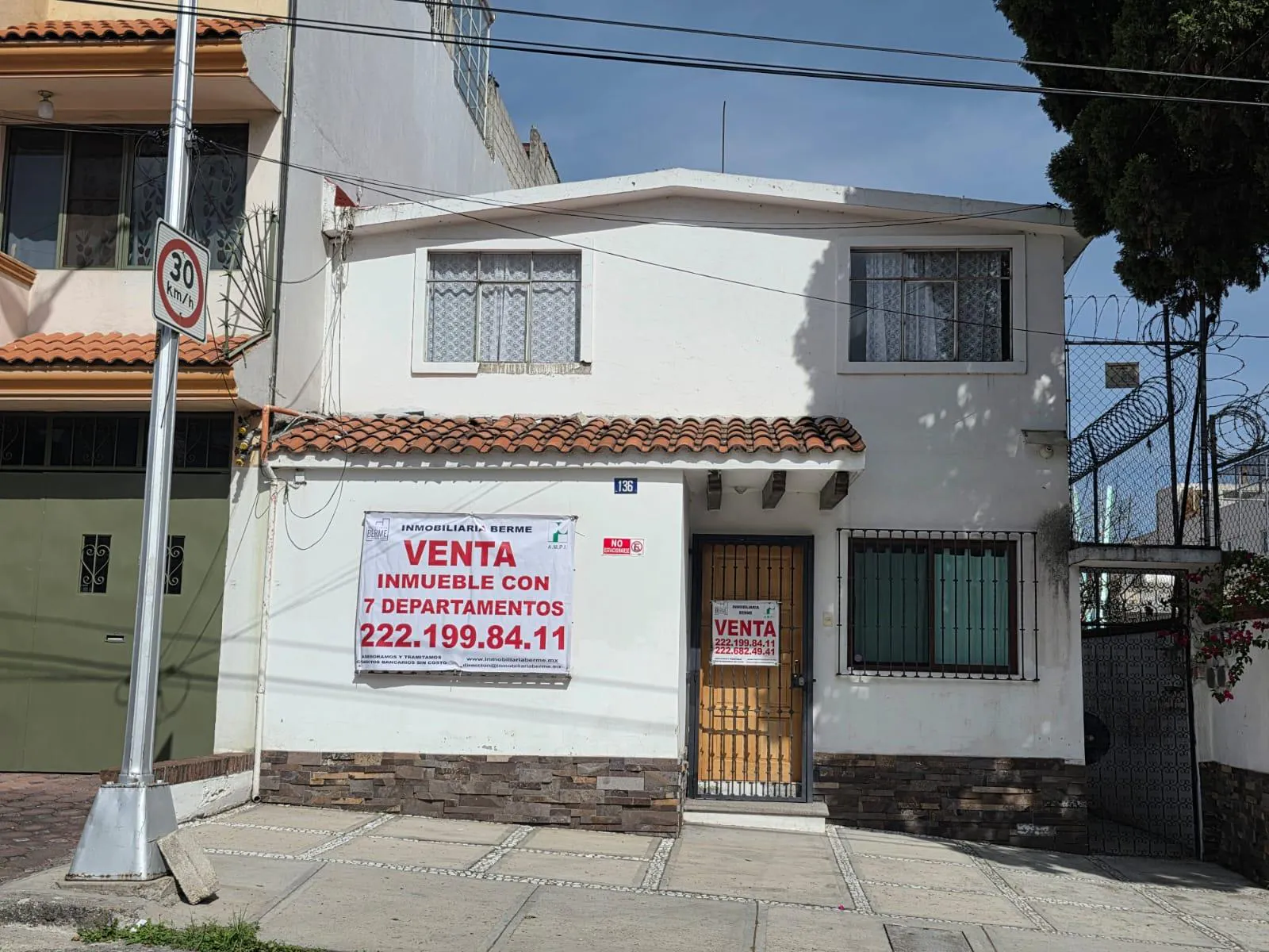 Local Comercial Spot2