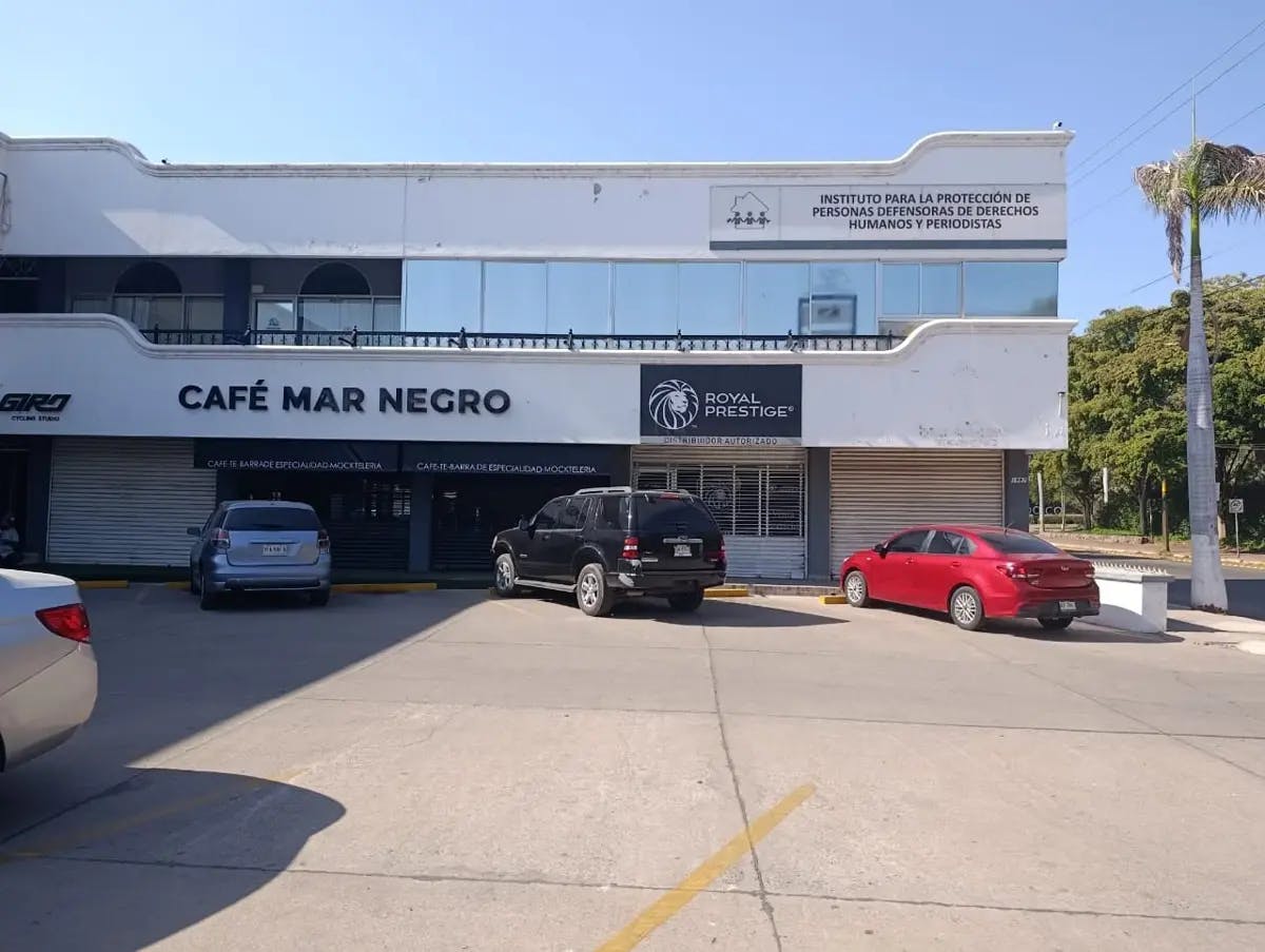 Local Comercial Spot2