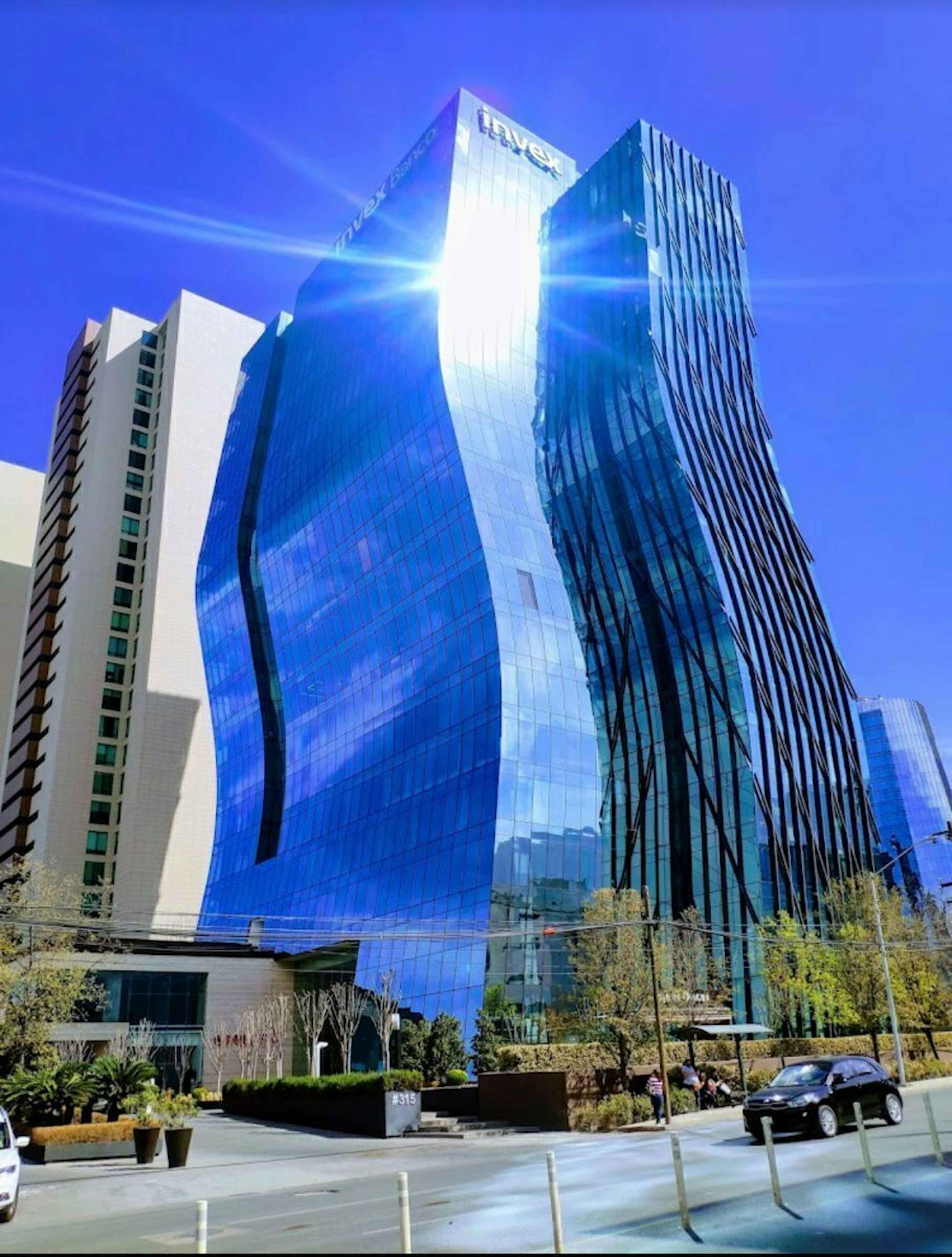 Avenida Ricardo Margain Zozaya 335