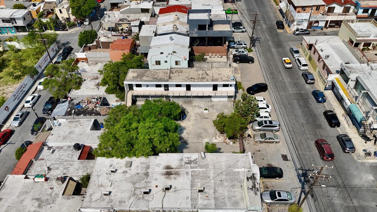 Local Comercial Spot2