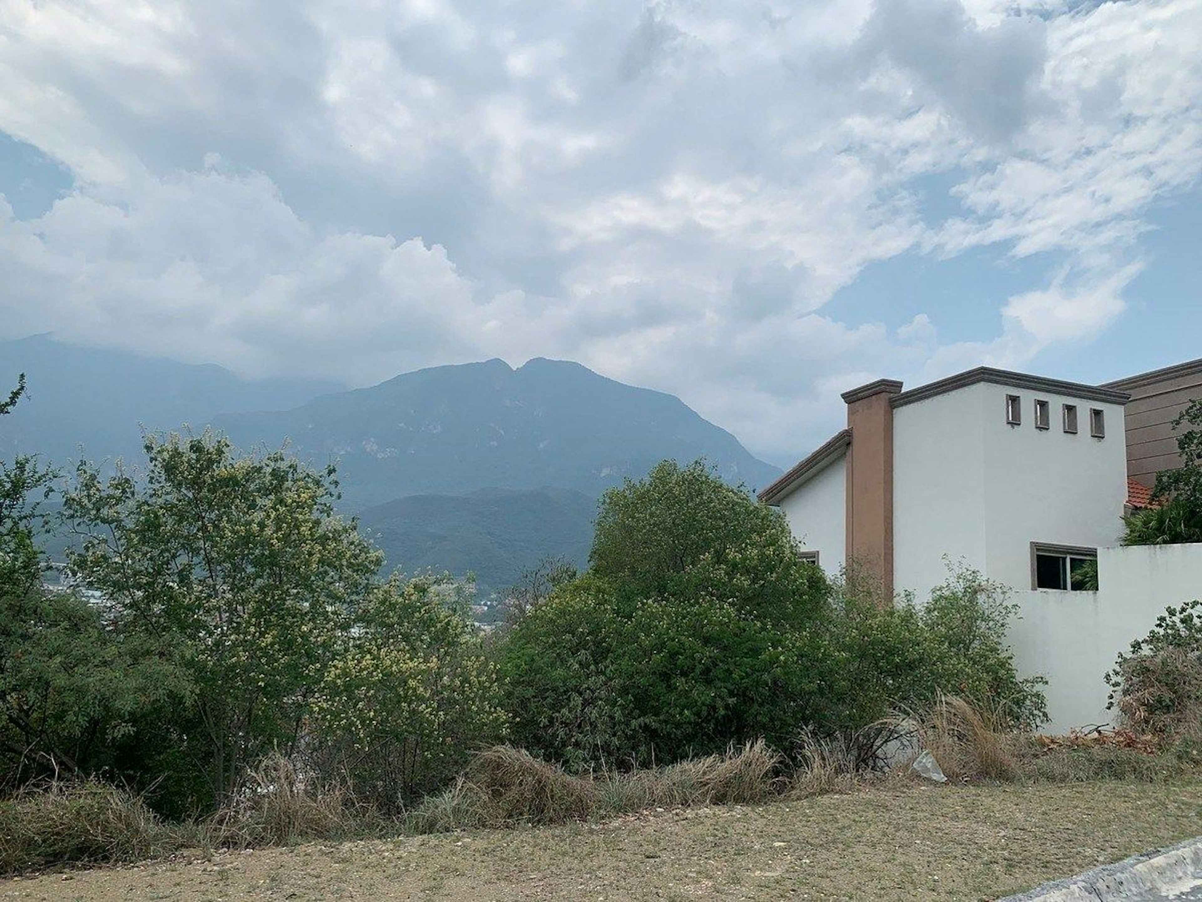 Terreno En Venta Sierra Alta, Rincón De Las Aves