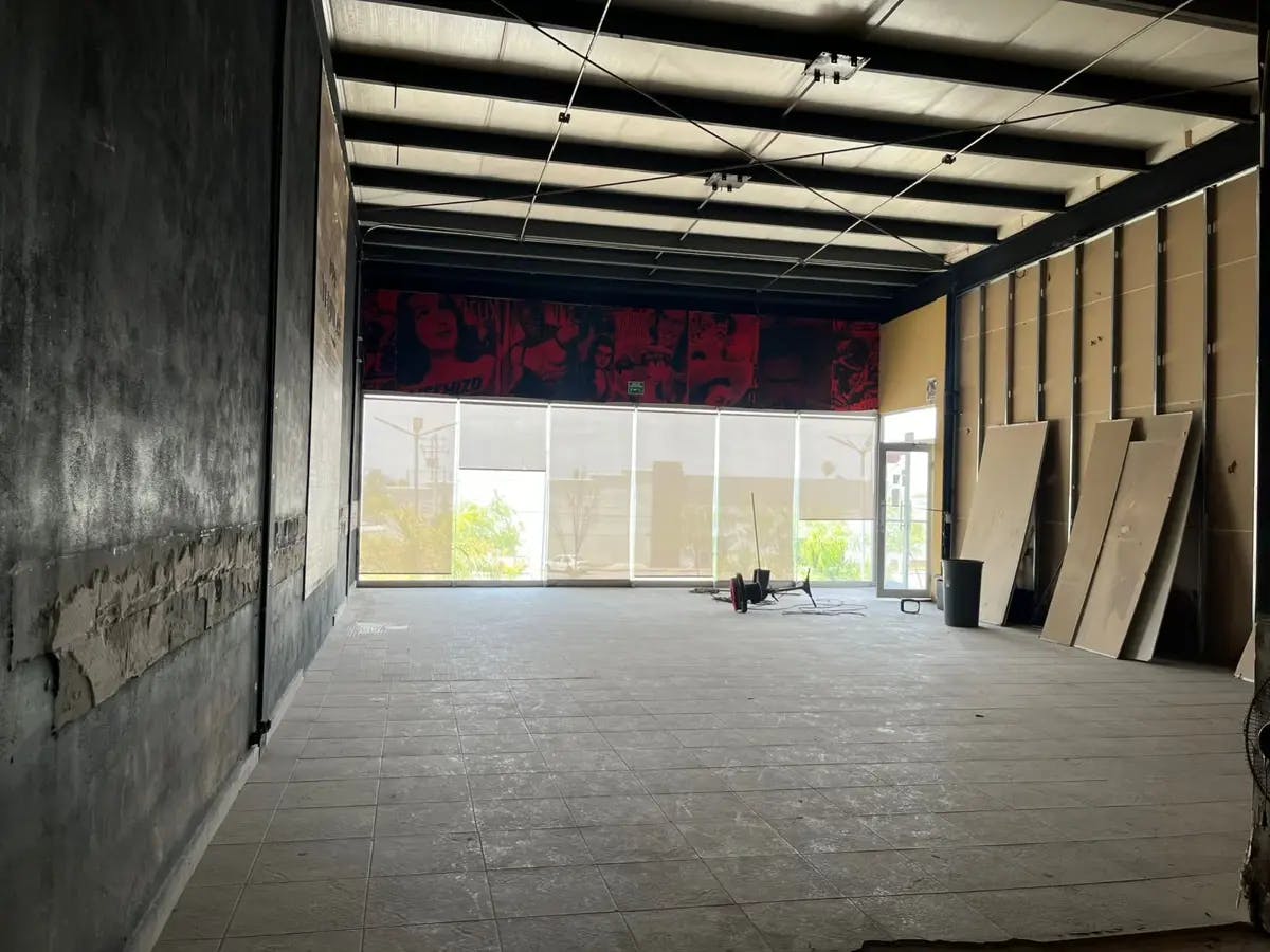 Local Comercial Spot2