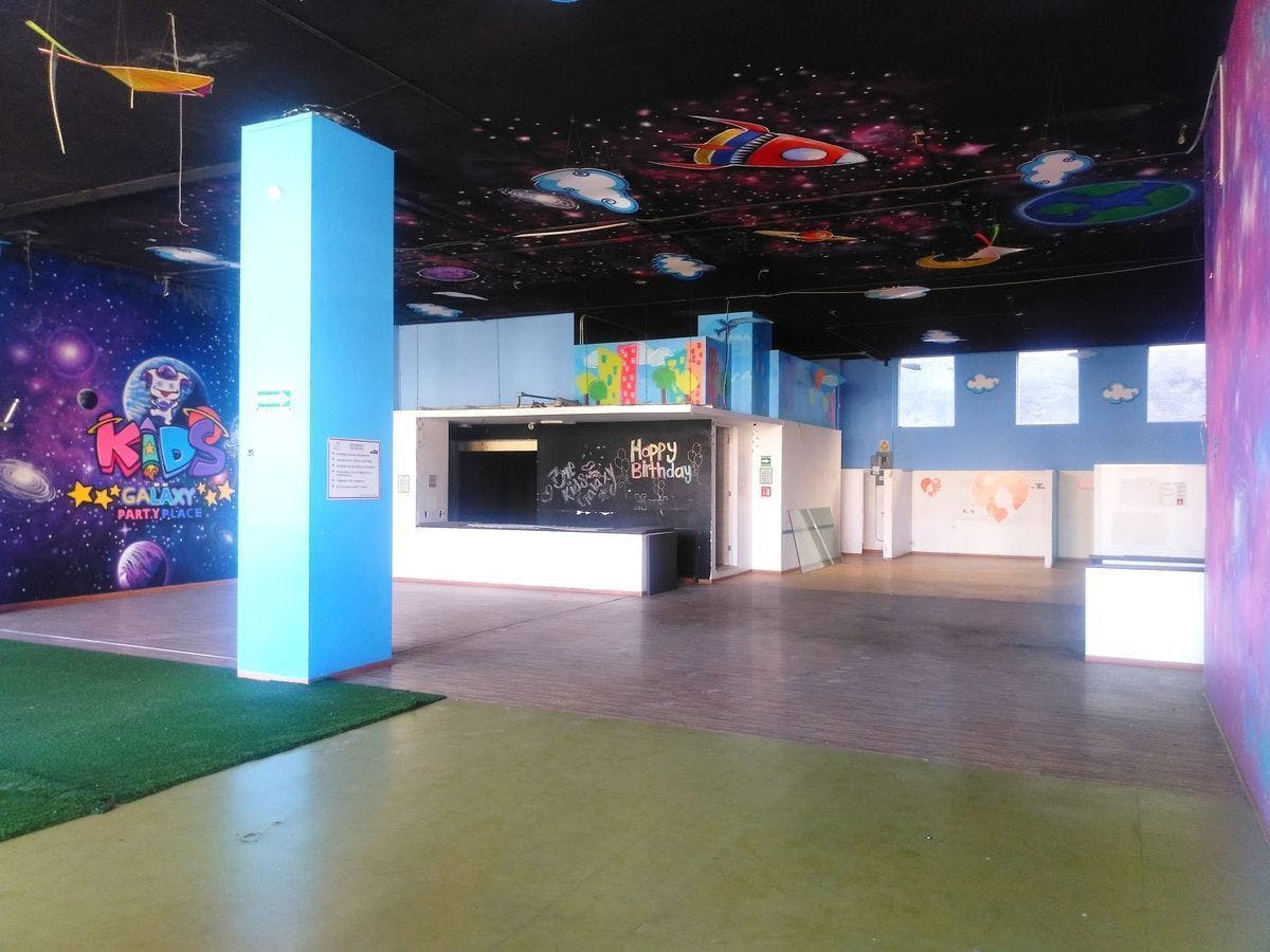 Local Comercial Spot2