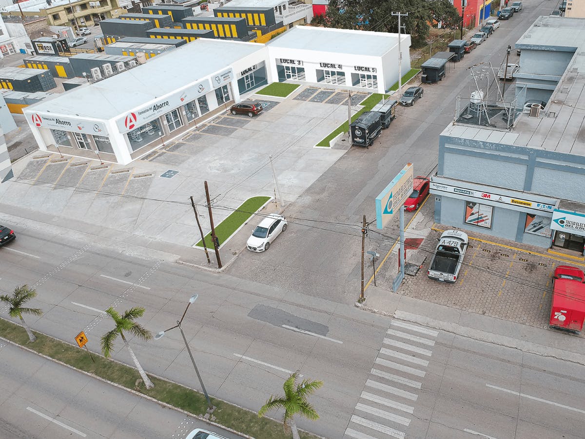Local Comercial Spot2