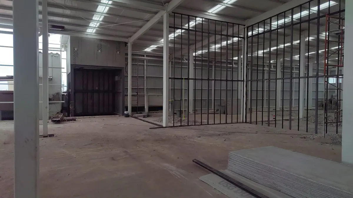 Industrial Spot2