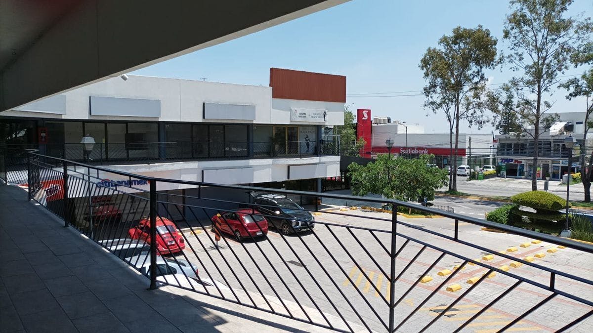 Local Comercial Spot2