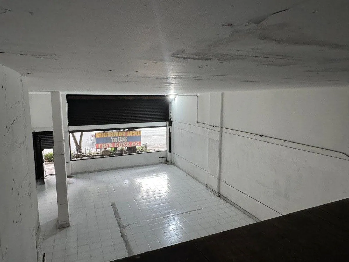 Local Comercial Spot2