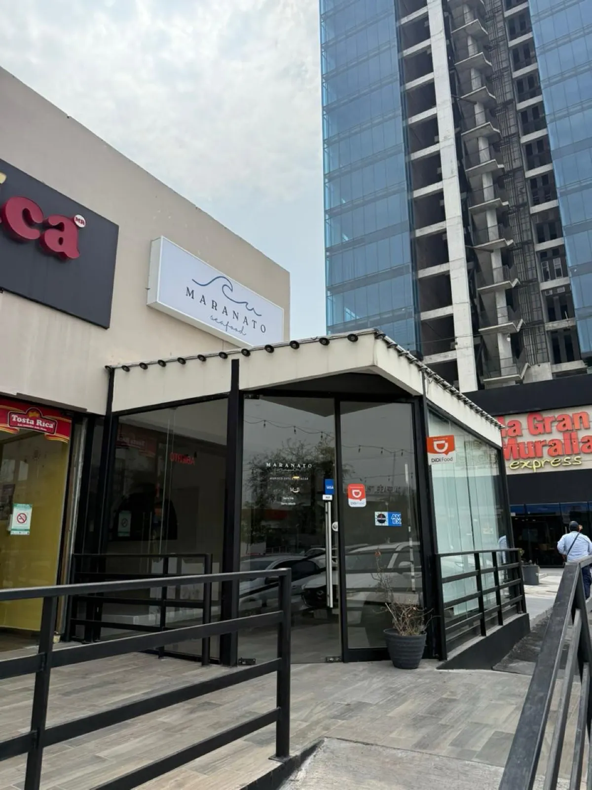 Local Comercial Spot2