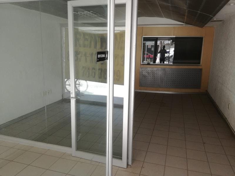 Local Comercial Spot2