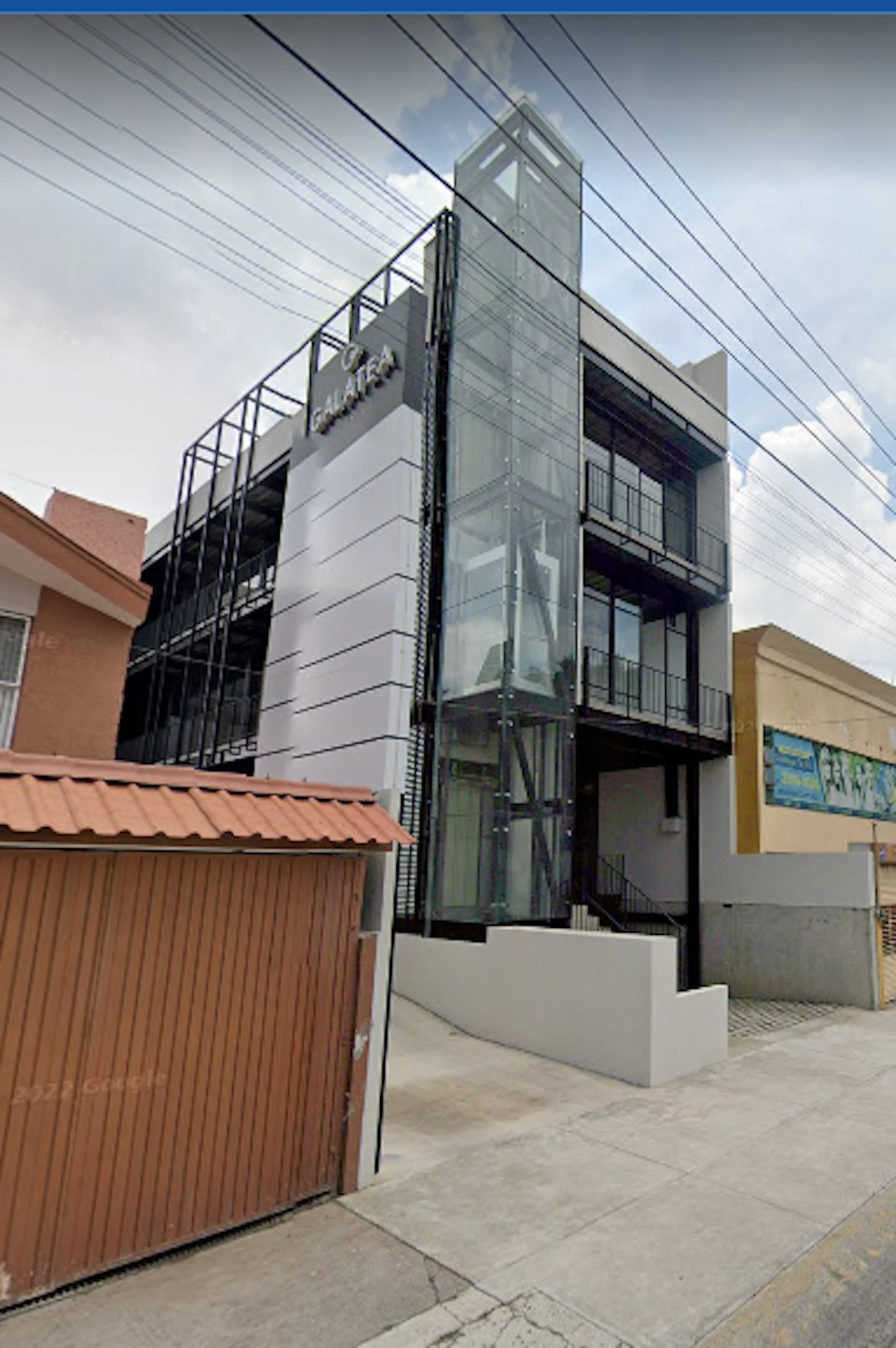 Local Comercial Spot2
