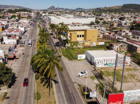 Local Comercial Spot2