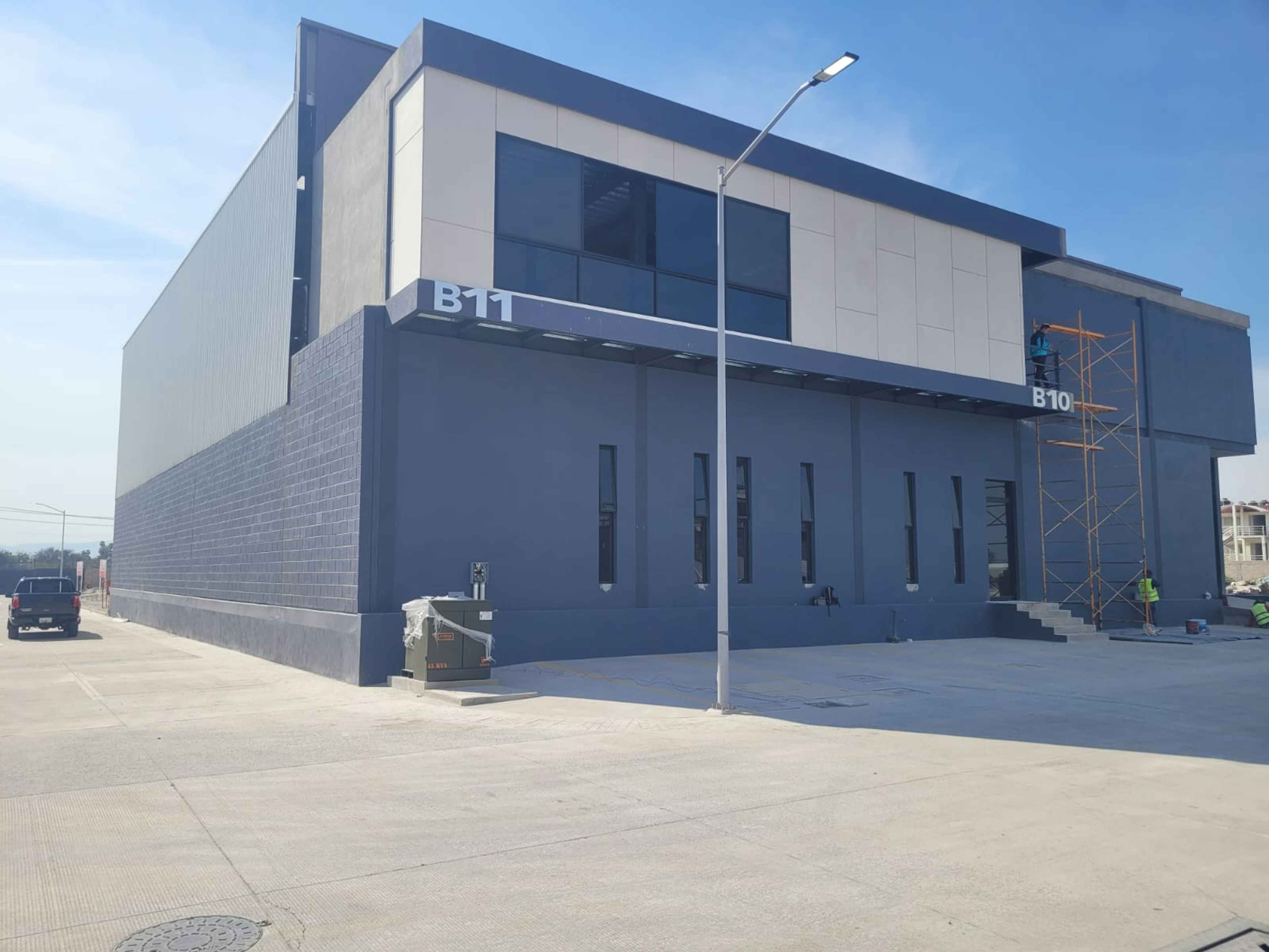 Avenida Adolf Bernard Horn Junior 45654