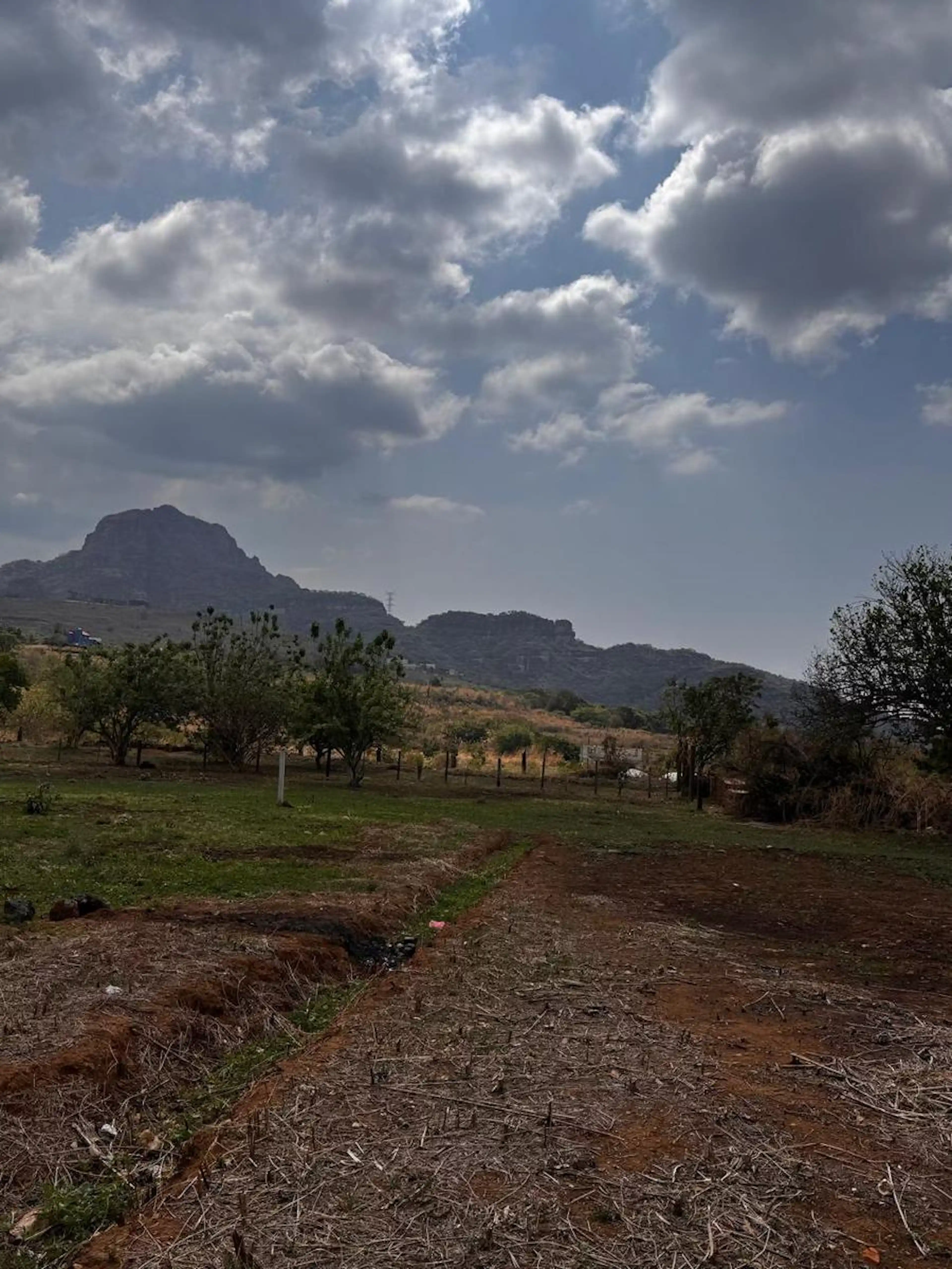 Terreno En Venta En Tepoztlan, Mor. Pueblo Magico De Morelos. 703 Metros