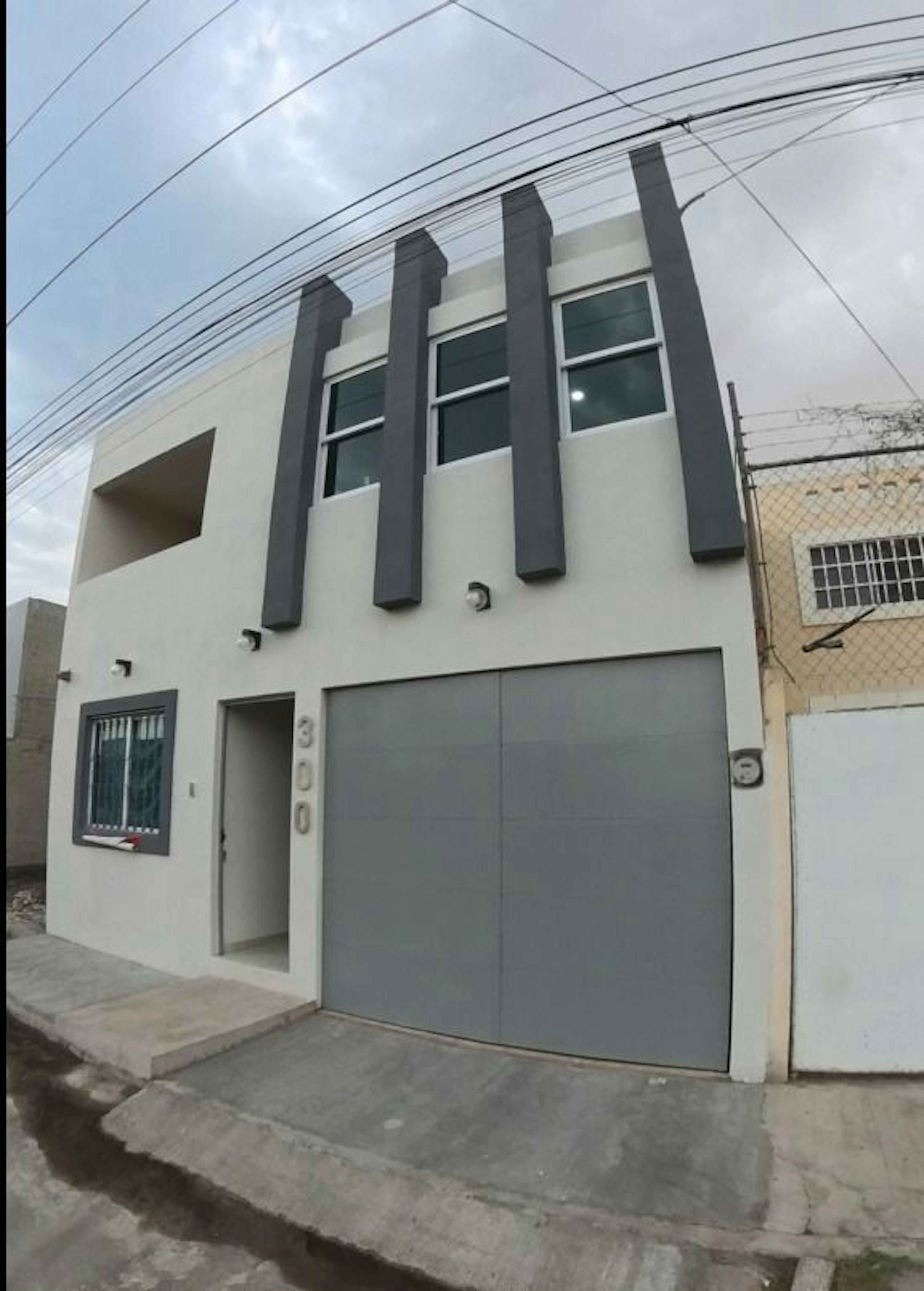 Casa En  Nicolaitas Ilustres