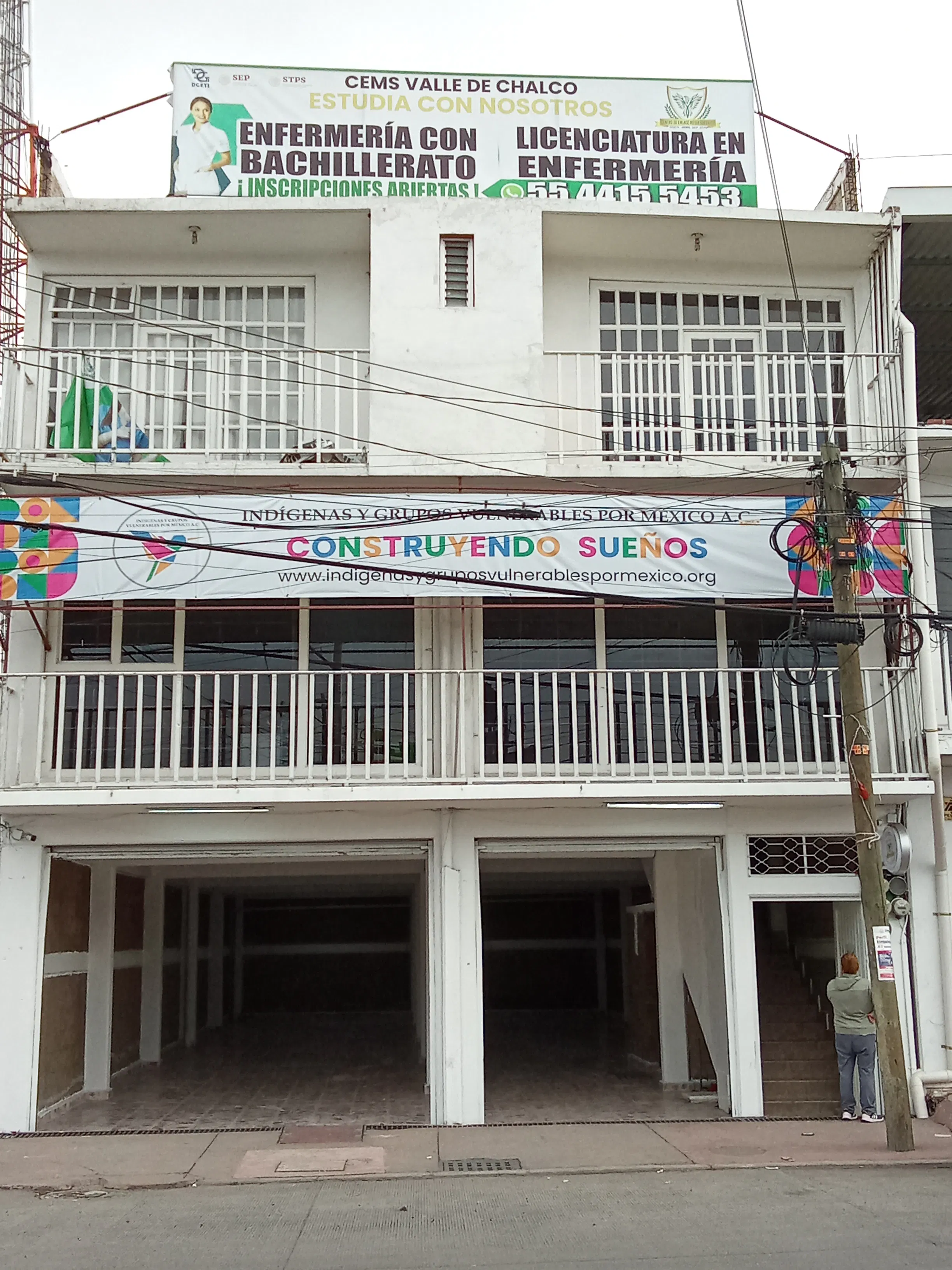 Local Comercial Spot2