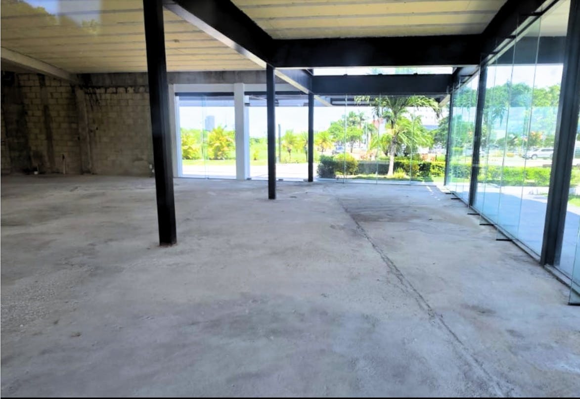 Local Comercial Spot2