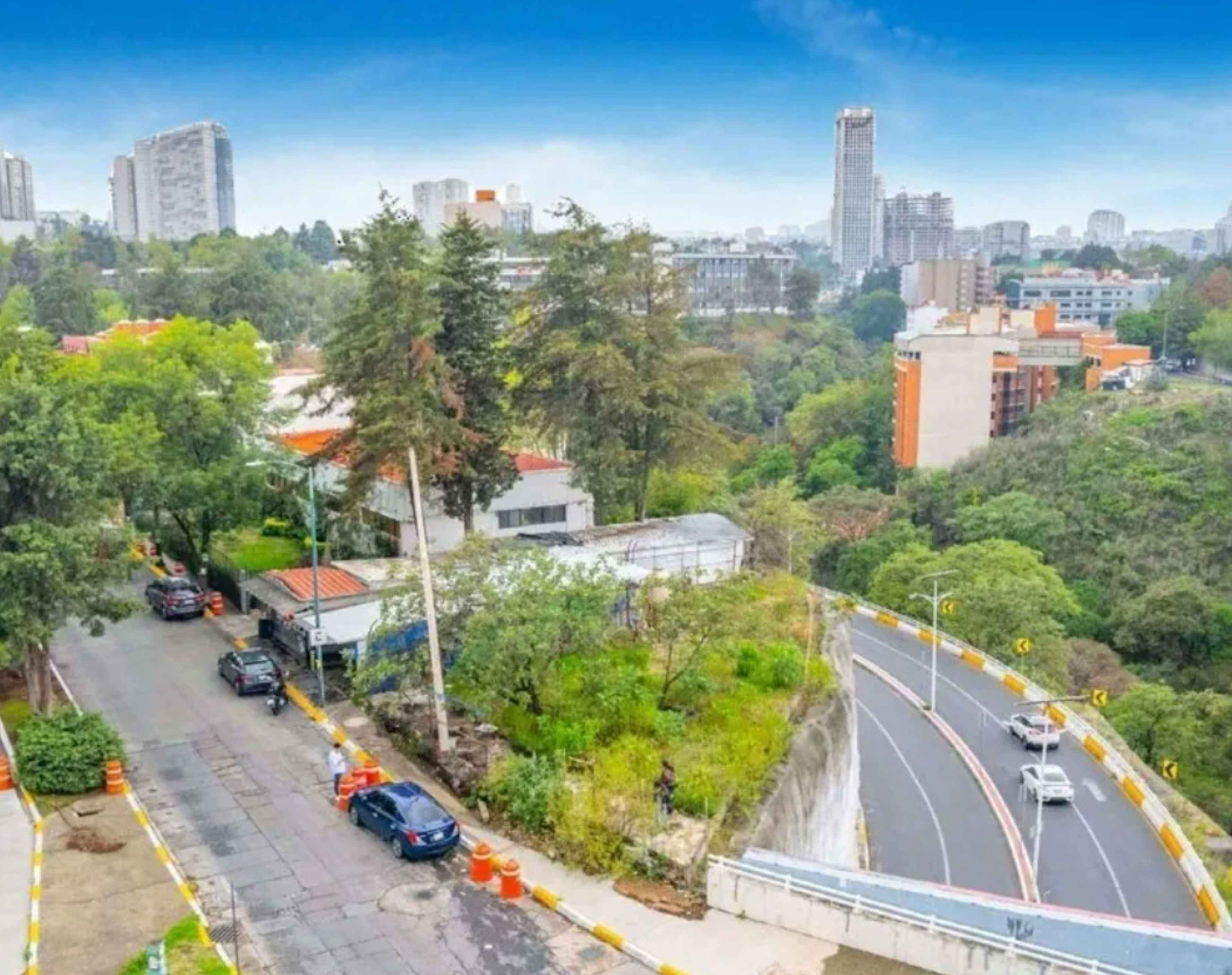 Avenida Universidad Anáhuac