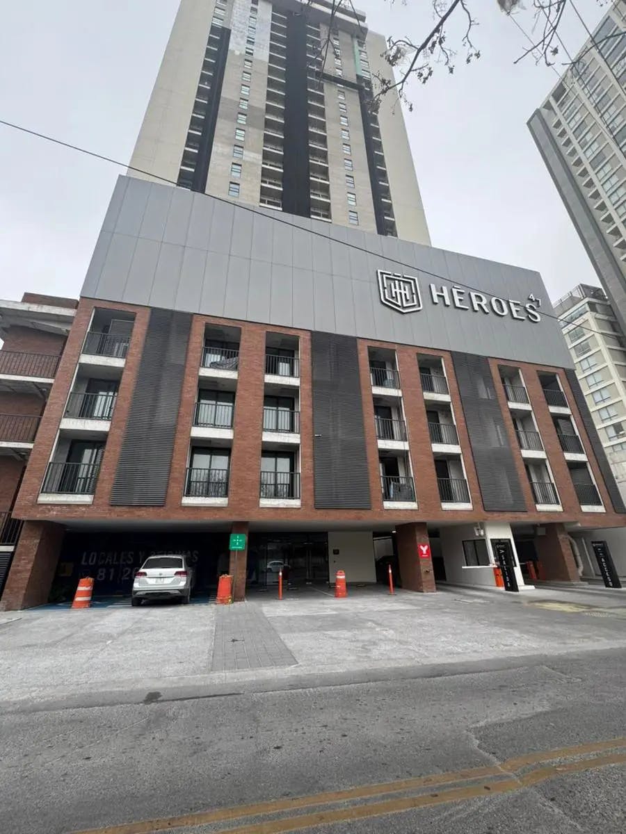 Local Comercial Spot2