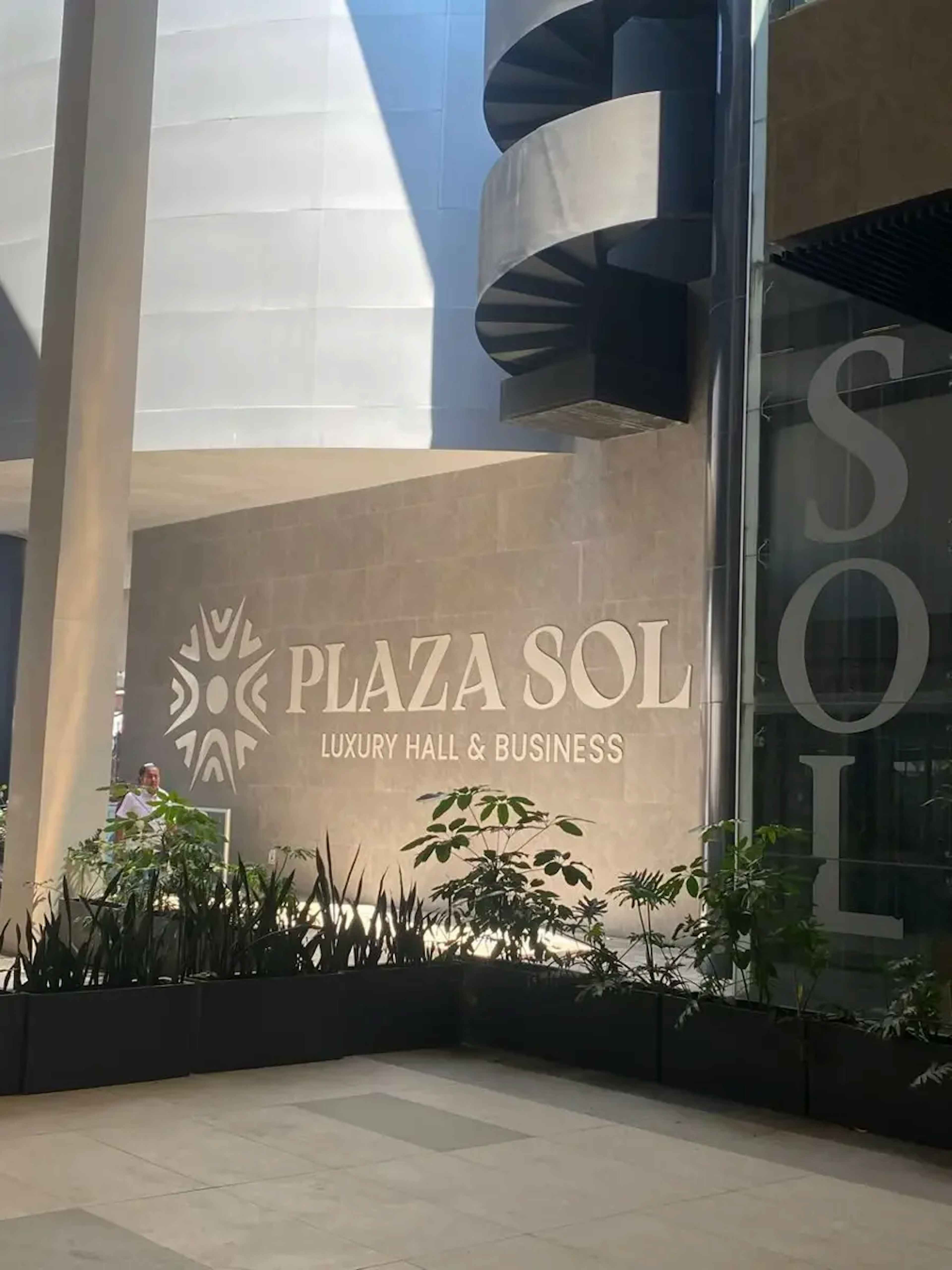 Plaza Del Sol 5256