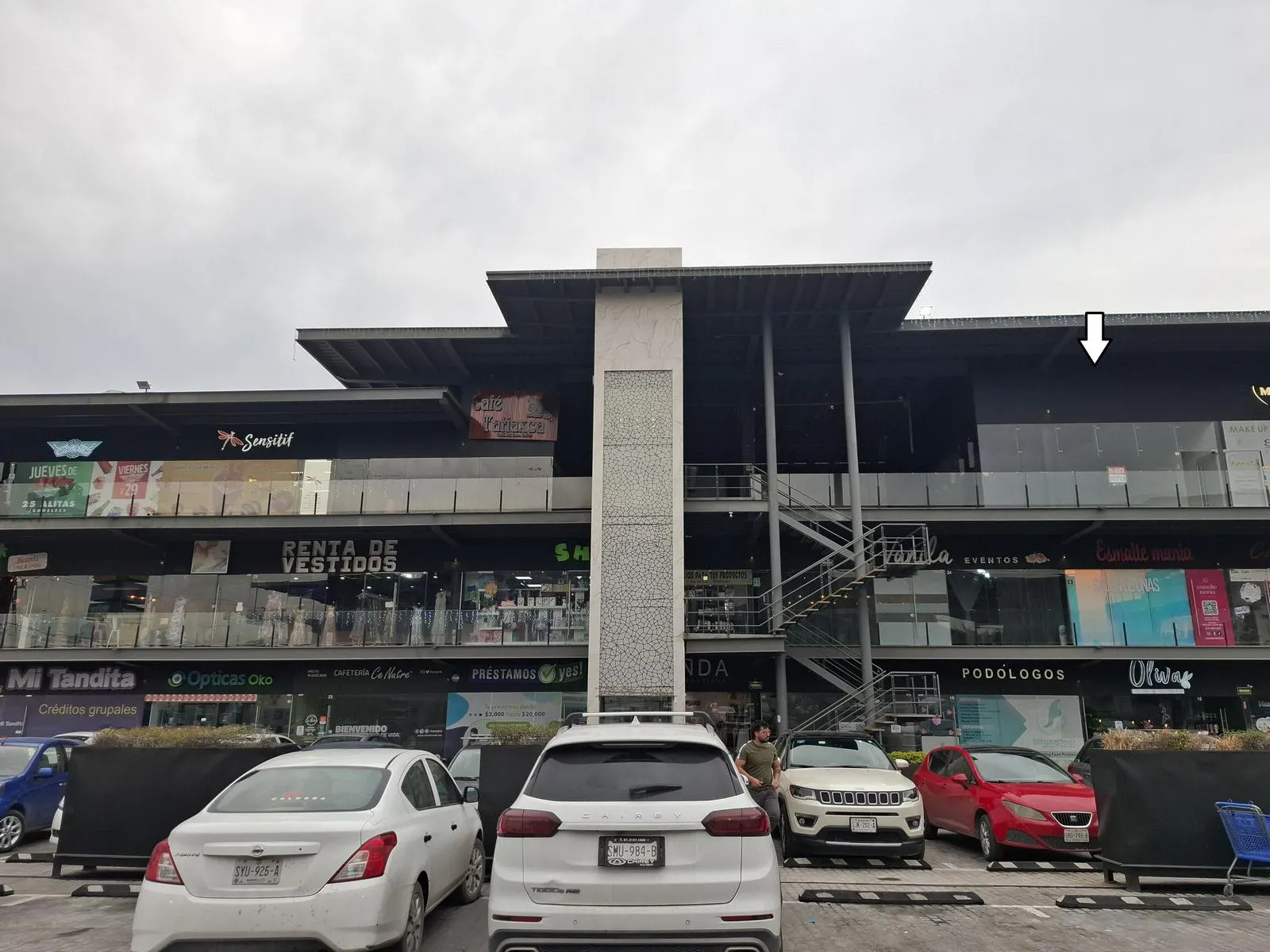 Local Comercial Spot2