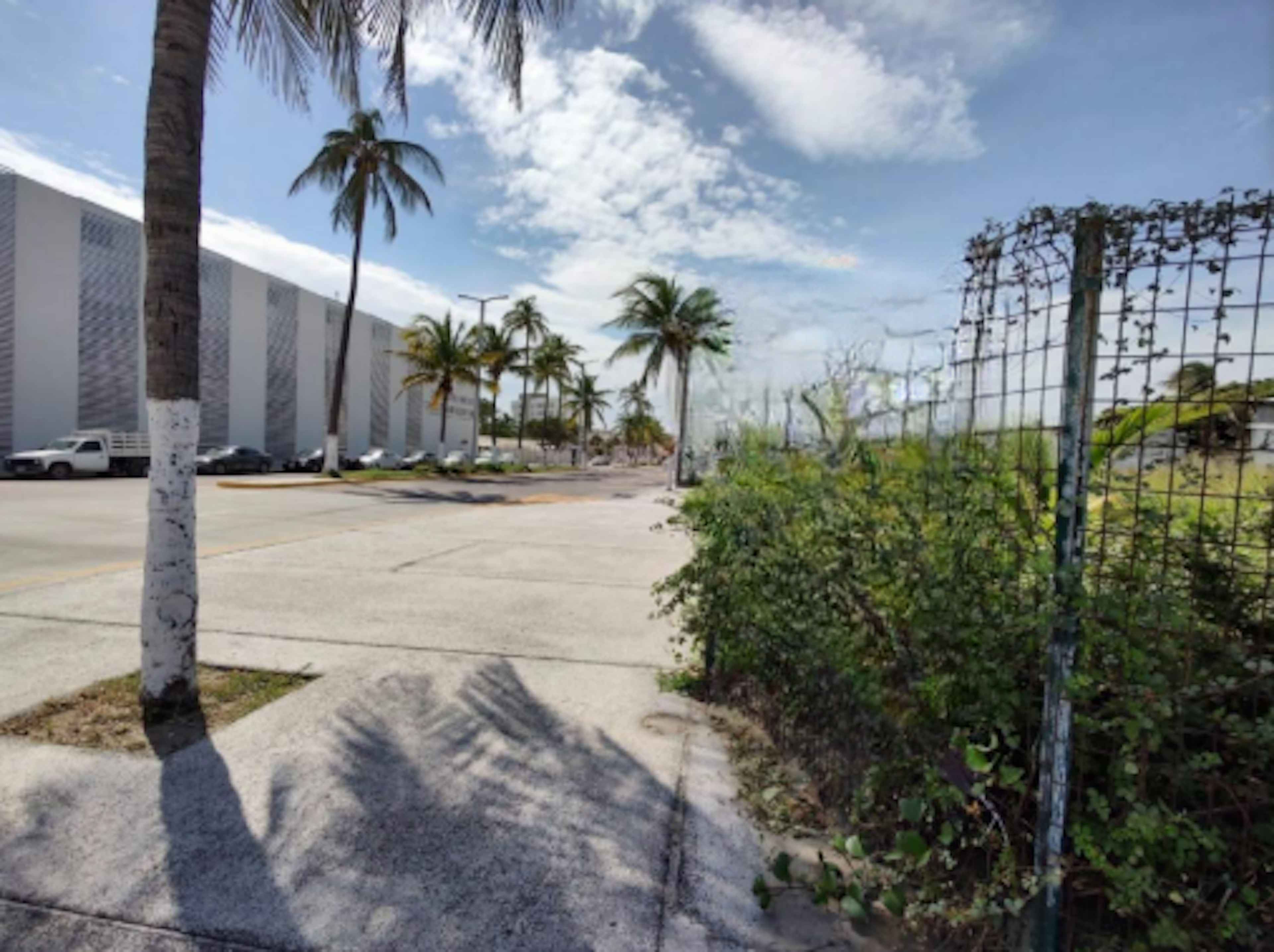 Blvd. Manuel Ávila Camacho,