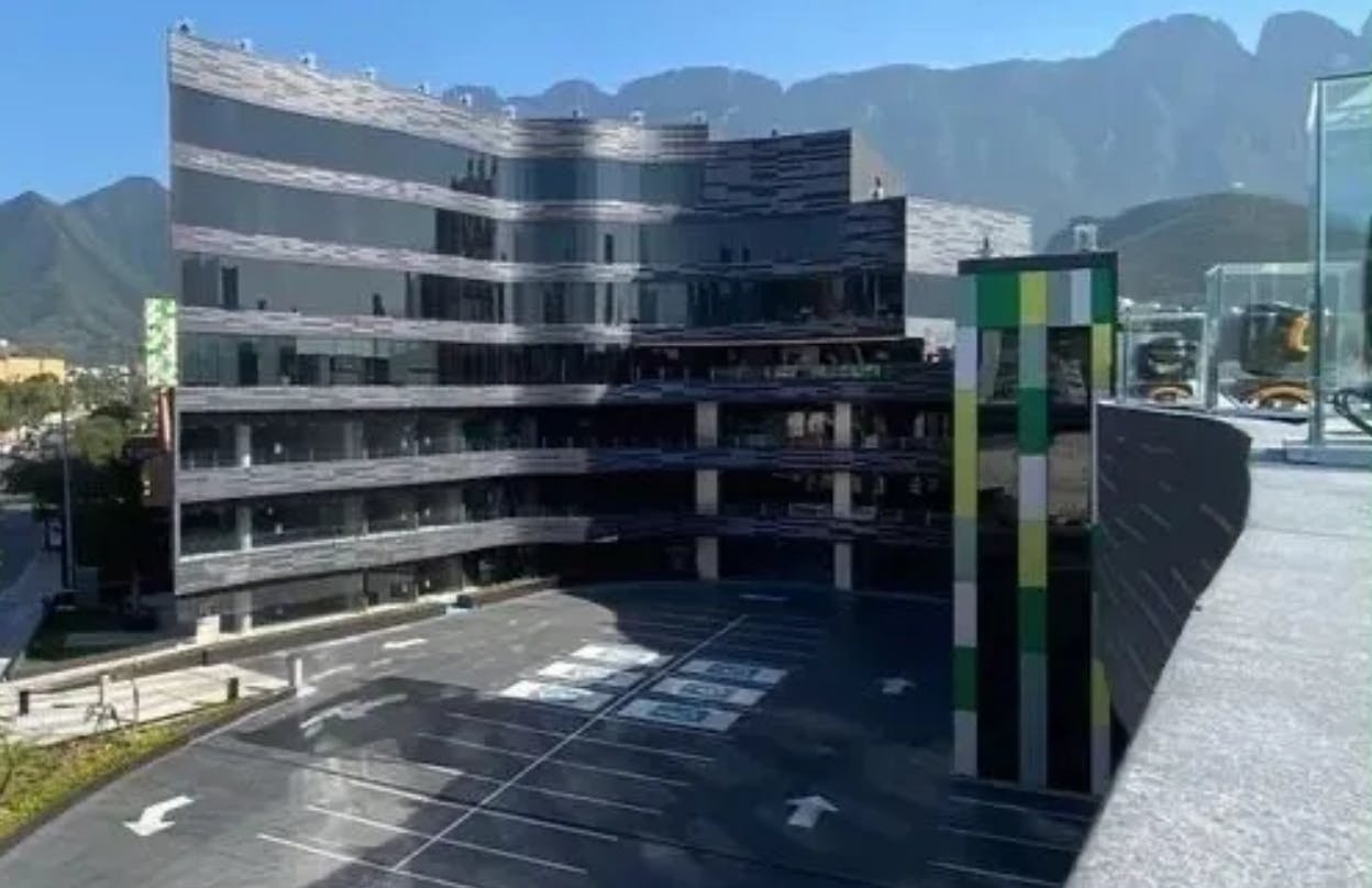 Local Comercial Spot2