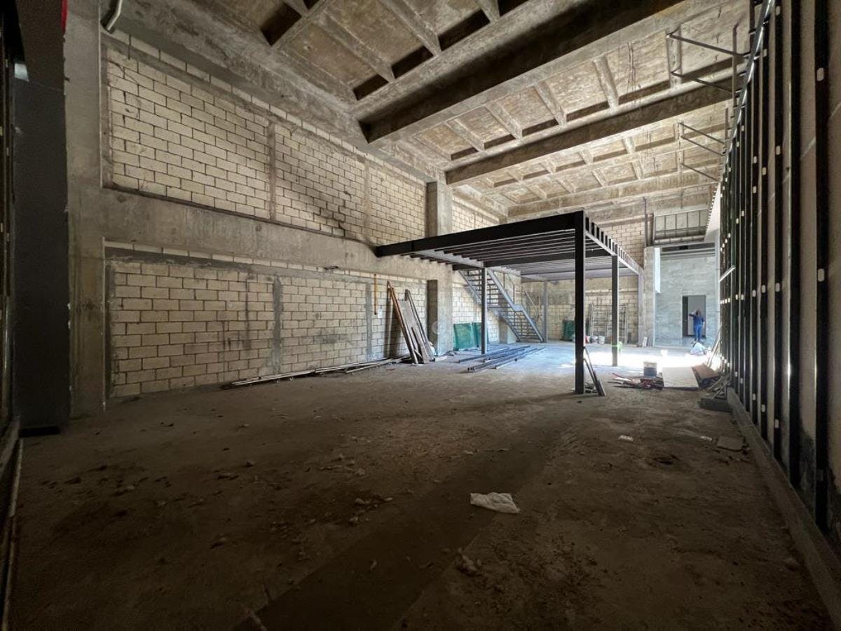 Local Comercial Spot2